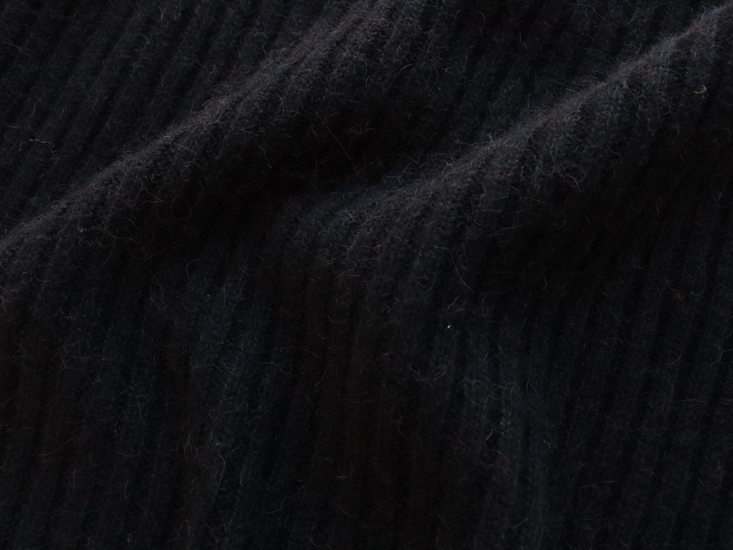 【NEW】ベビーキャメル リブハイネックセーター