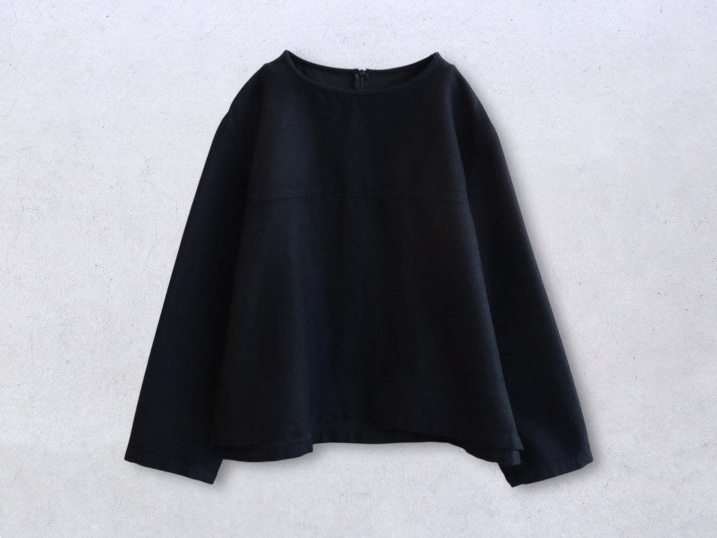 【NEW】綿ウール朱子織 プルオーバーブラウス