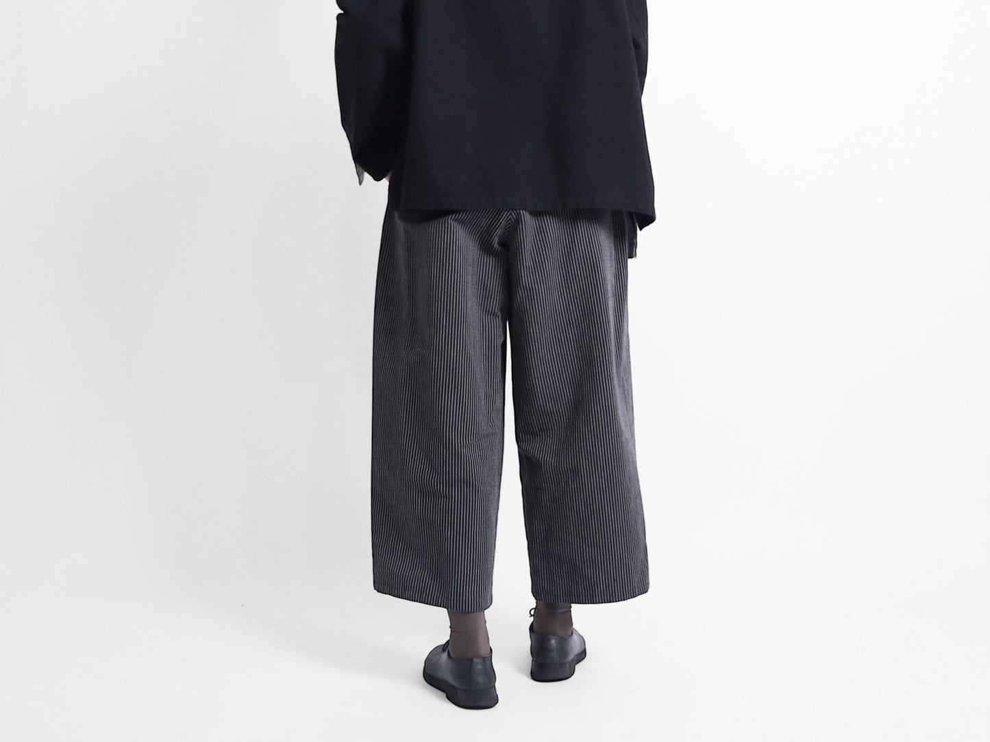 綿起毛×ストライプ タックワイドパンツ