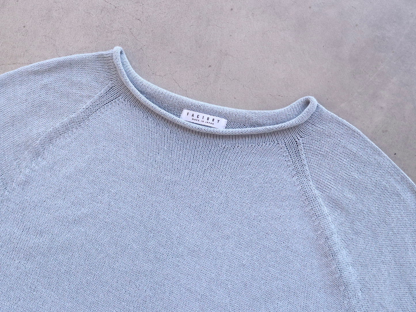 綿強撚糸 ロールネックセーター（半袖）