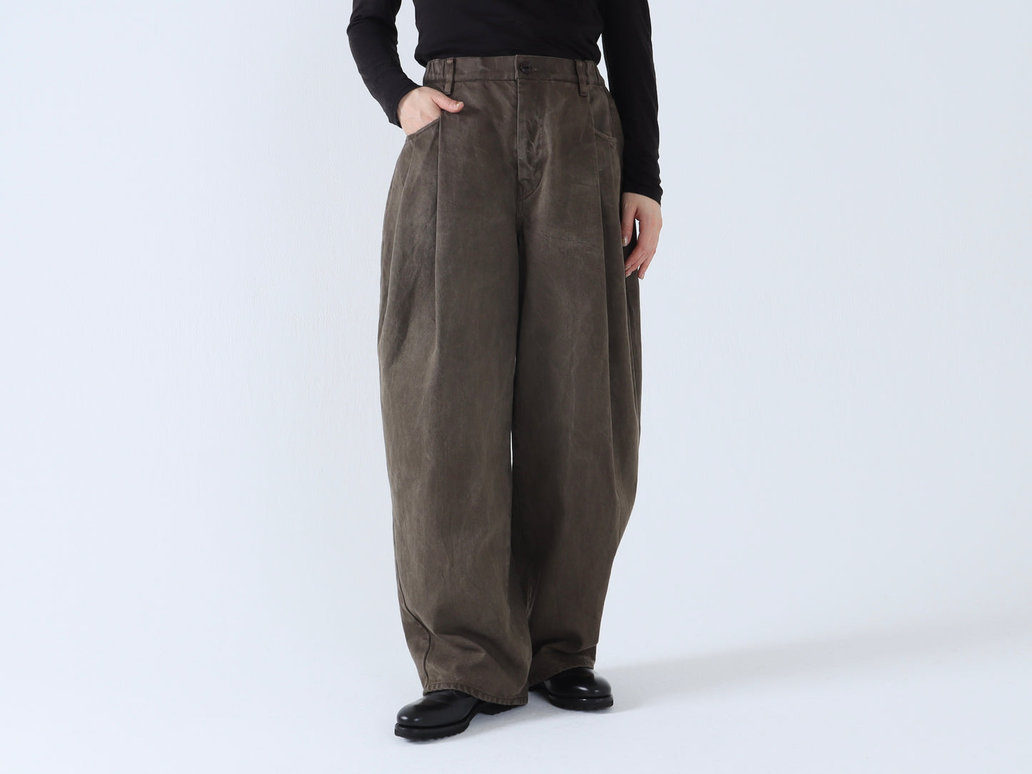 【NEW】綿デニム オーバータックパンツ