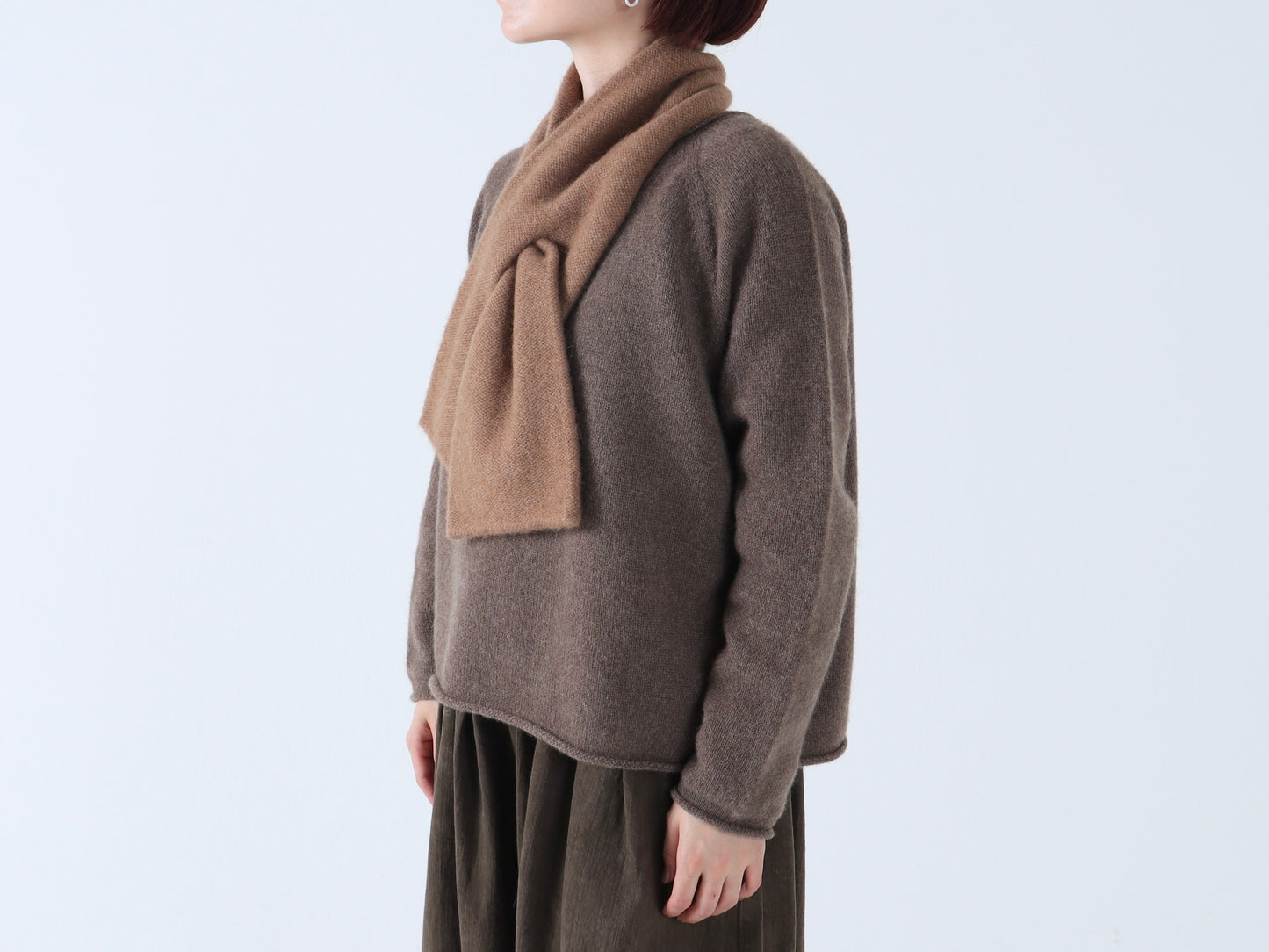 ベビーキャメル ショートマフラー