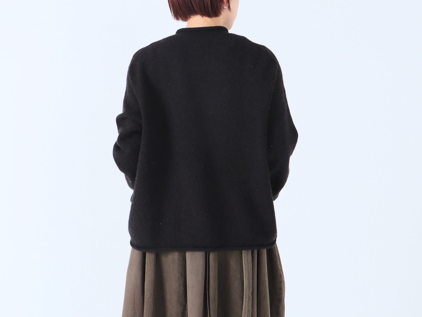 【NEW】ベビーキャメル ロールネックセーター