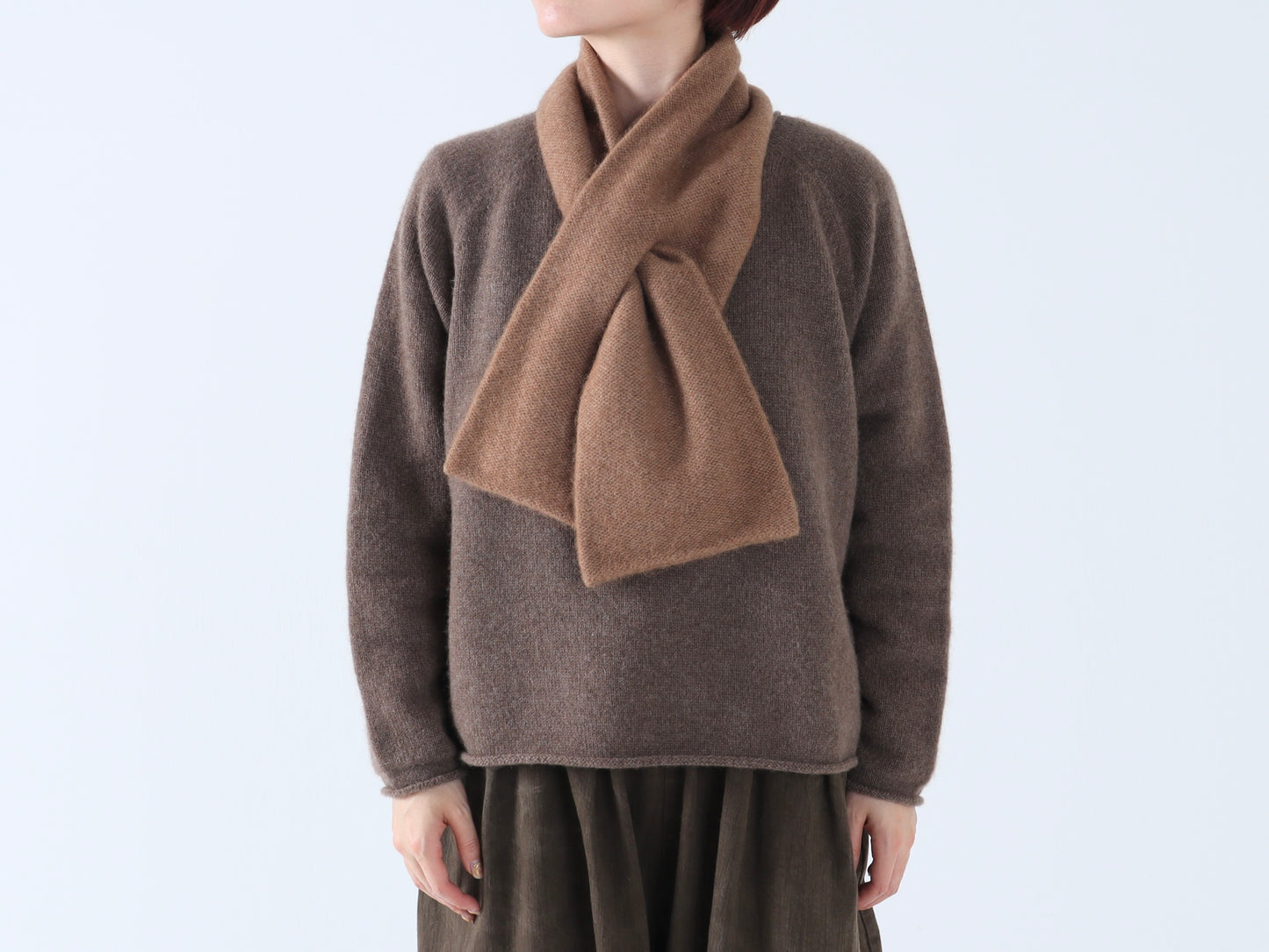 ベビーキャメル ショートマフラー