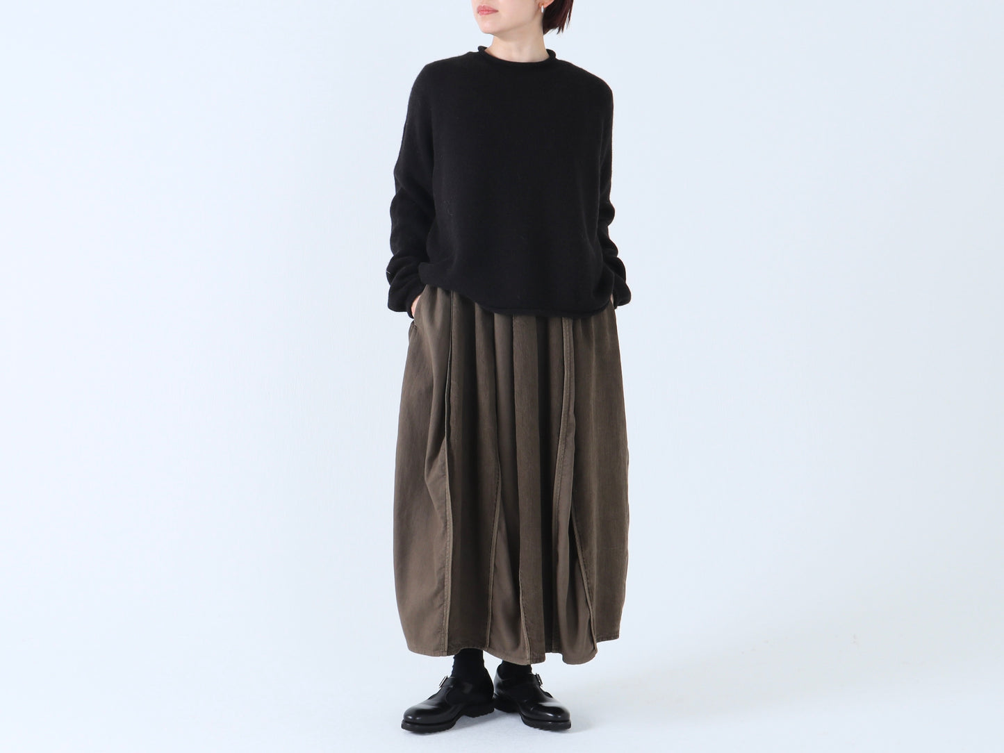 【NEW】ベビーキャメル ロールネックセーター