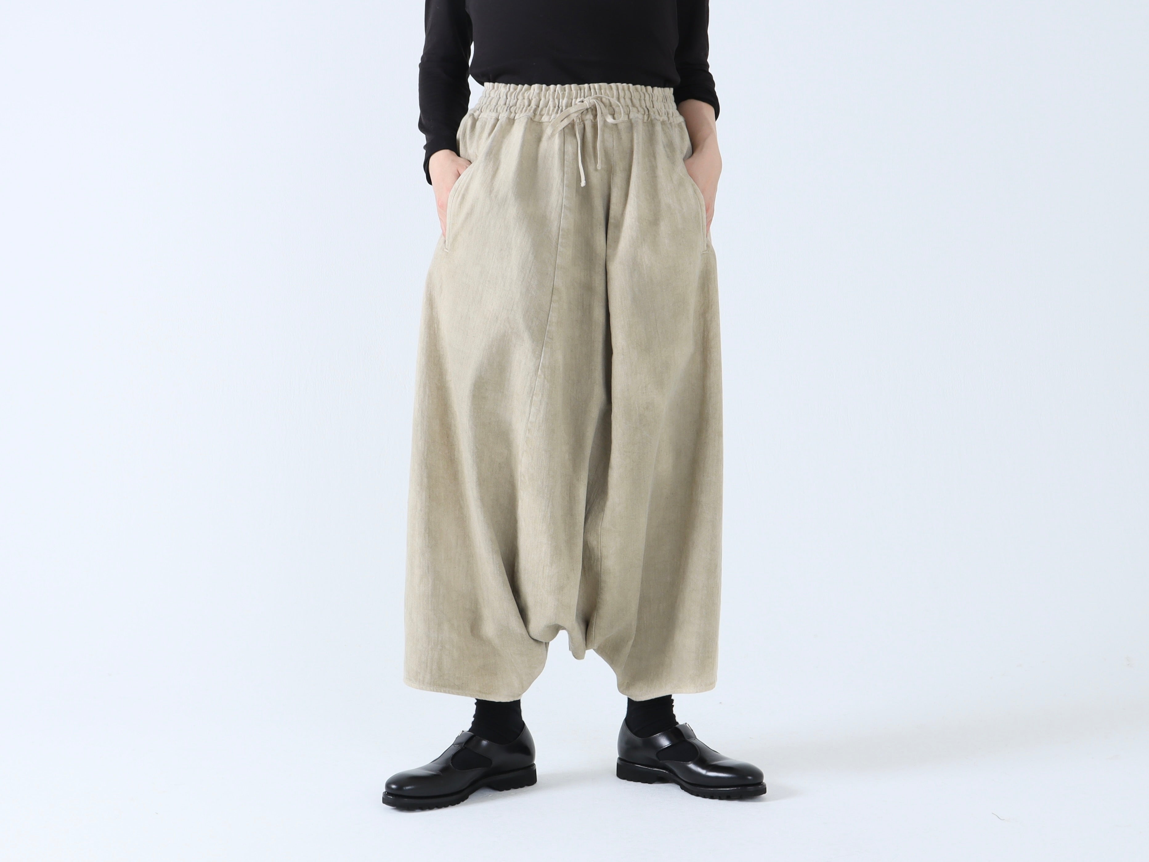 NO CONTROL AIR　ワイド サルエル ガウチョパンツ 白 NO CONTROL AIR ワイド サルエル ガウチョパンツ 白