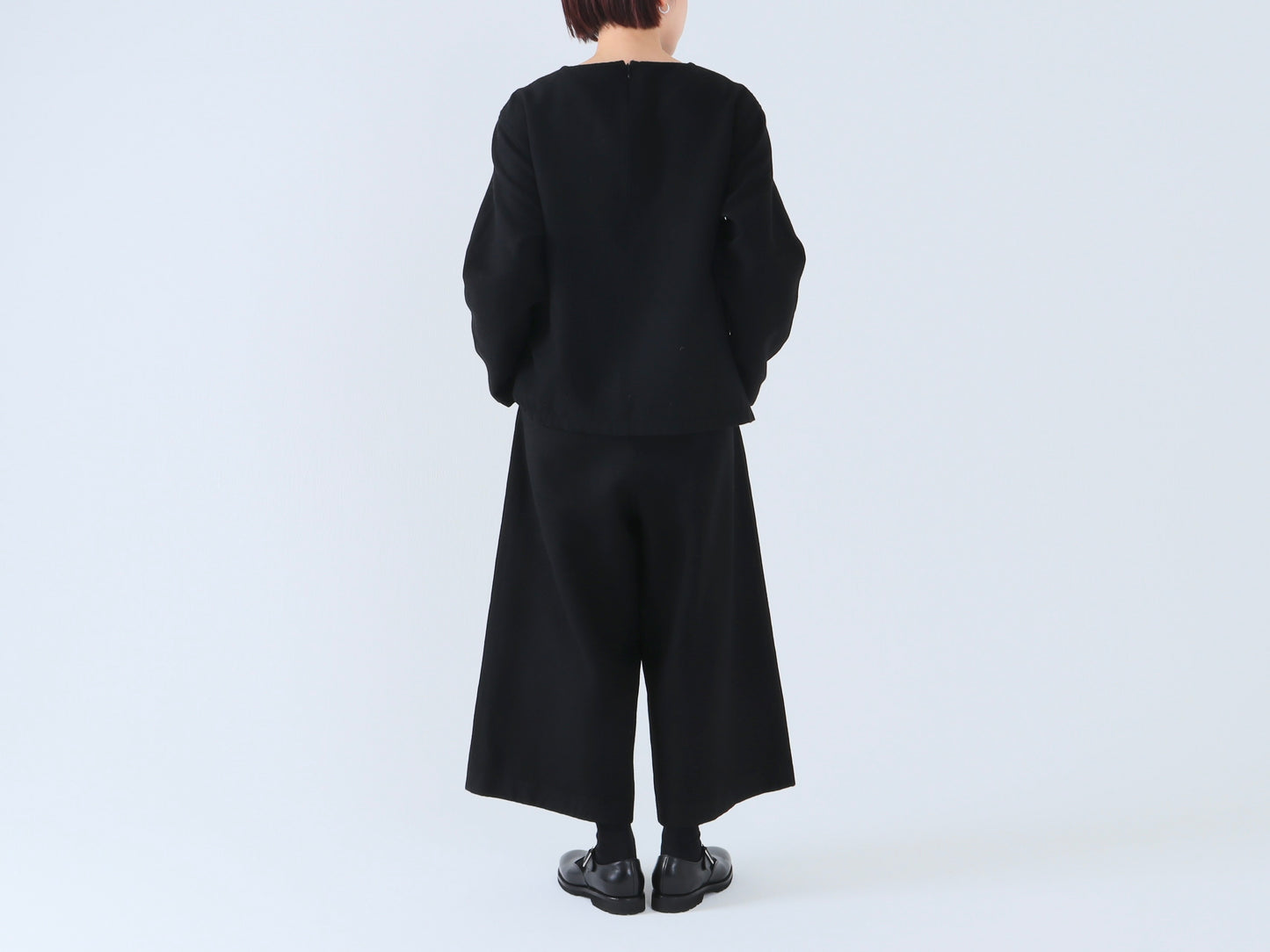 【NEW】綿ウール朱子織 プルオーバーブラウス