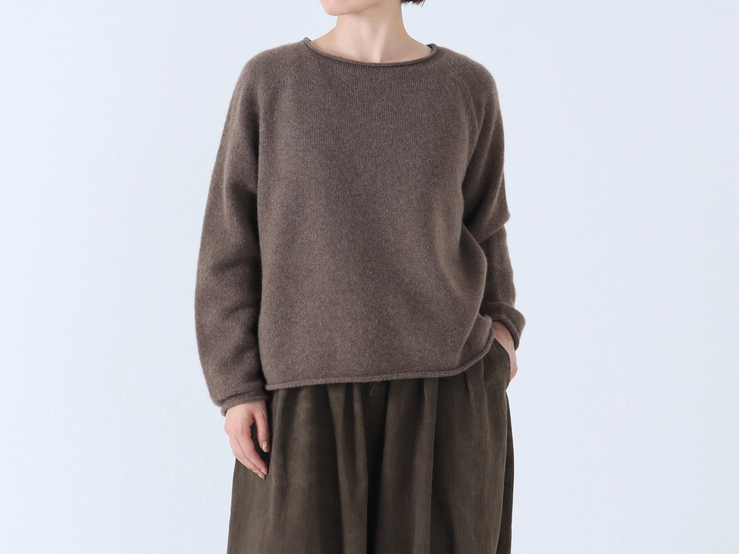 ヤク ロールネックセーター