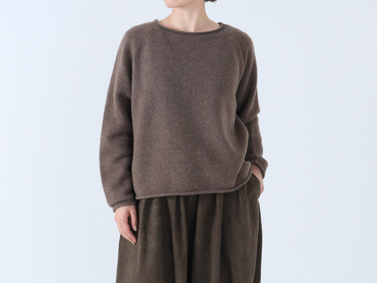 ヤク ロールネックセーター