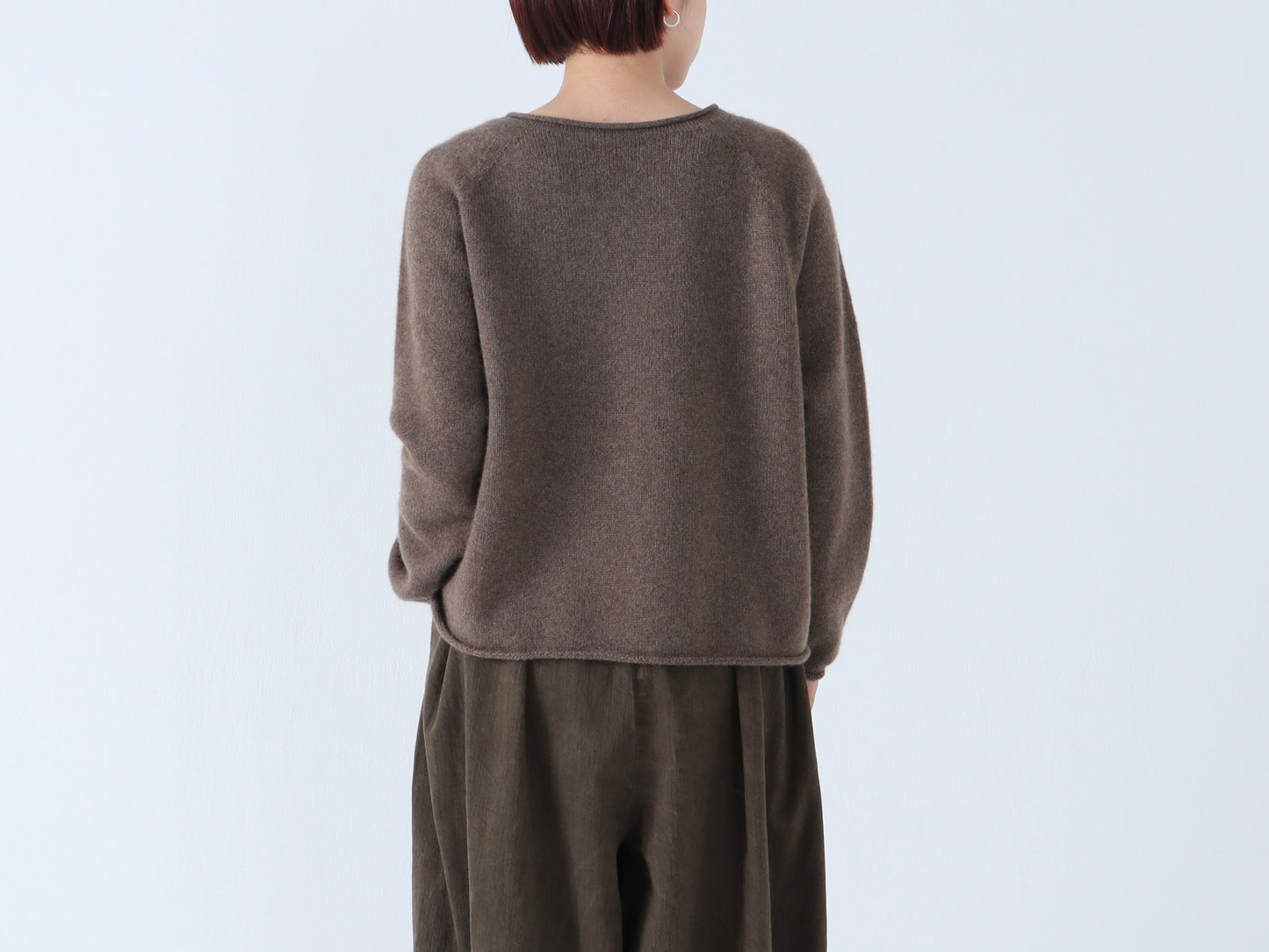 ヤク ロールネックセーター