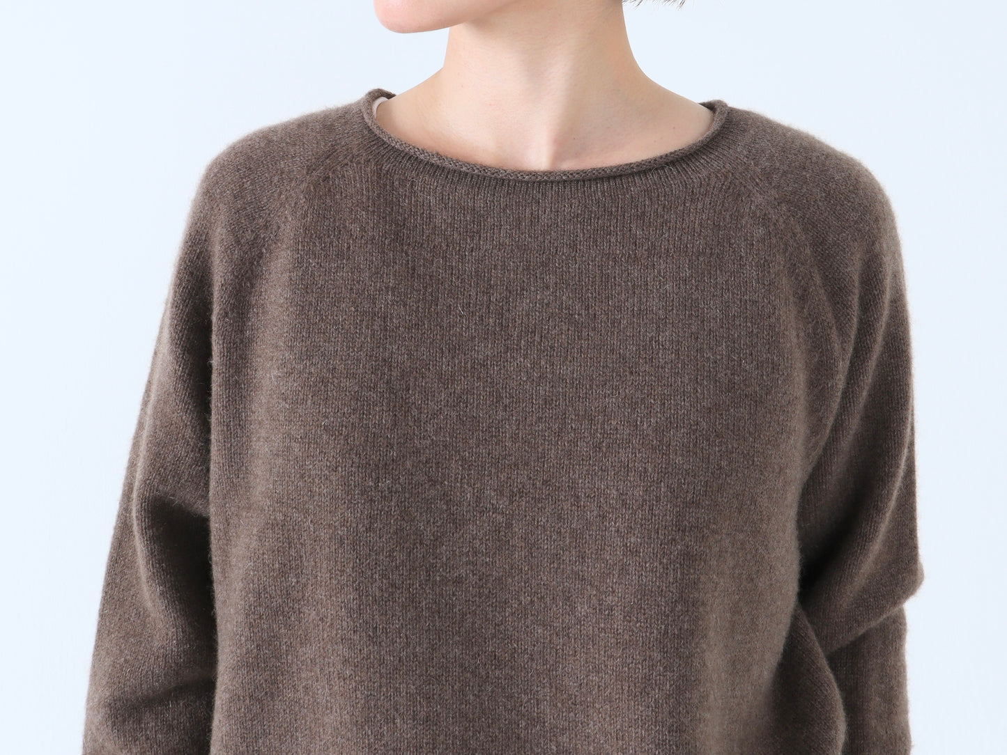 ヤク ロールネックセーター