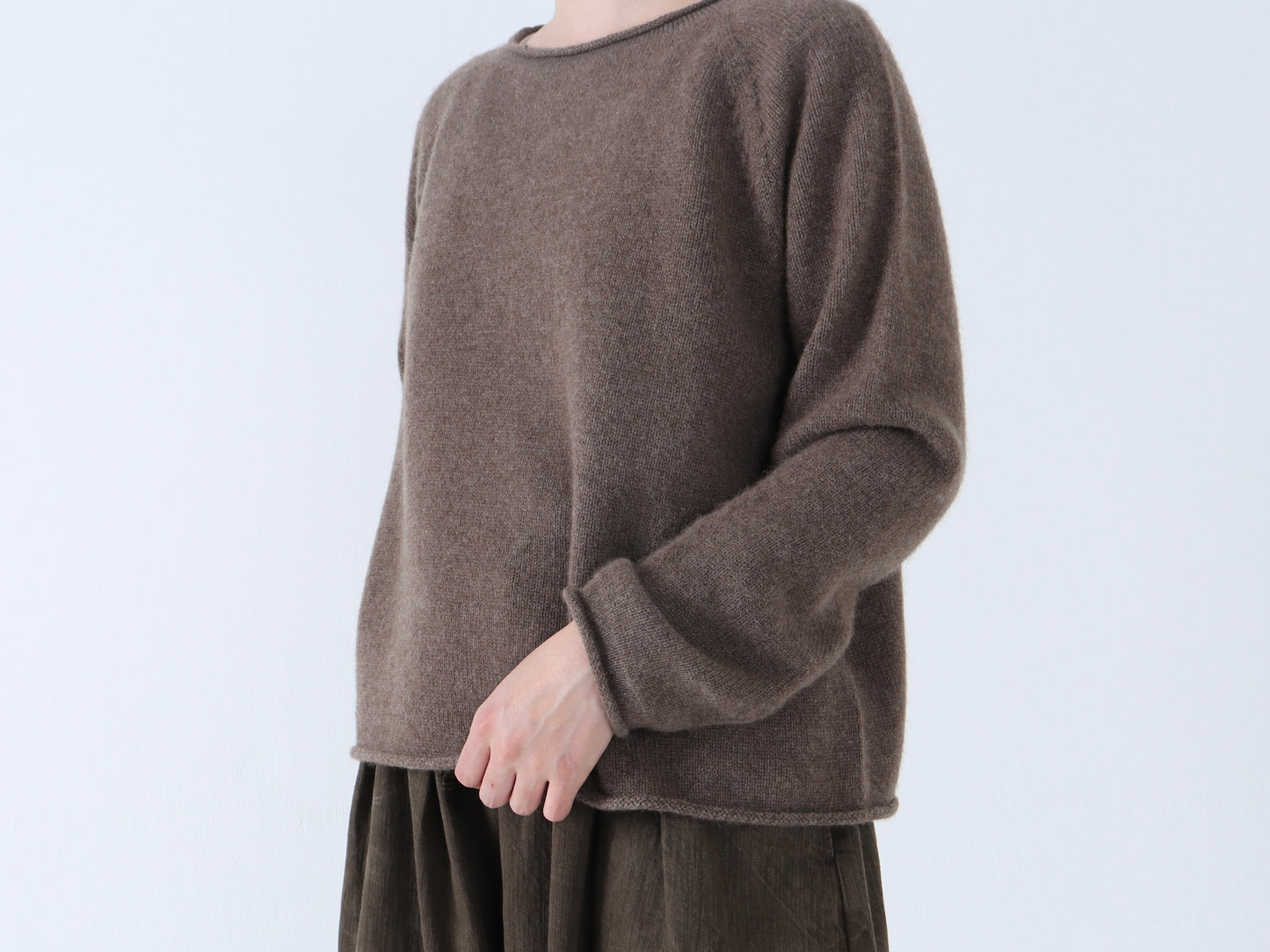 ヤク ロールネックセーター