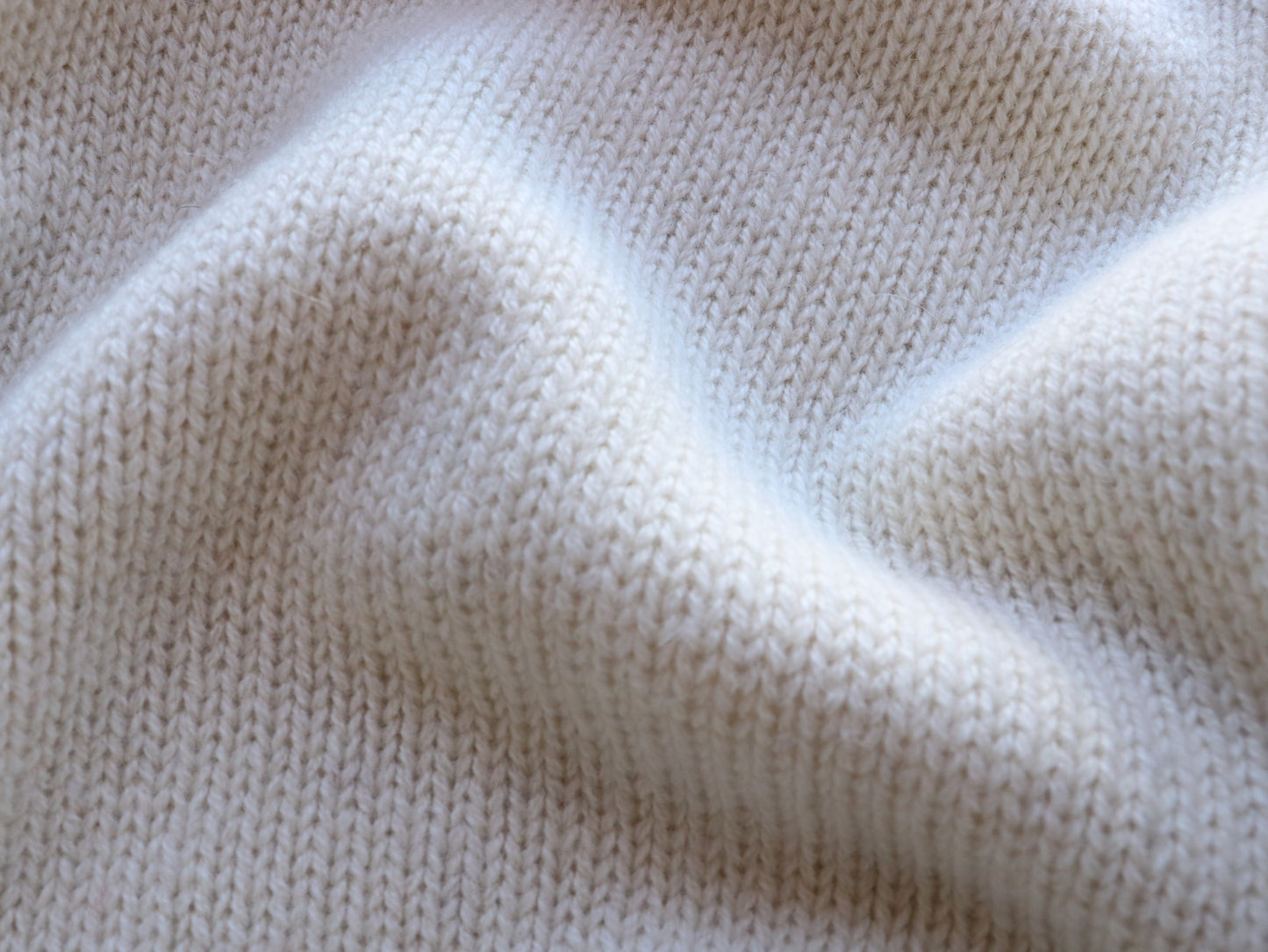 【NEW】モンゴルウール ハイネックセーター