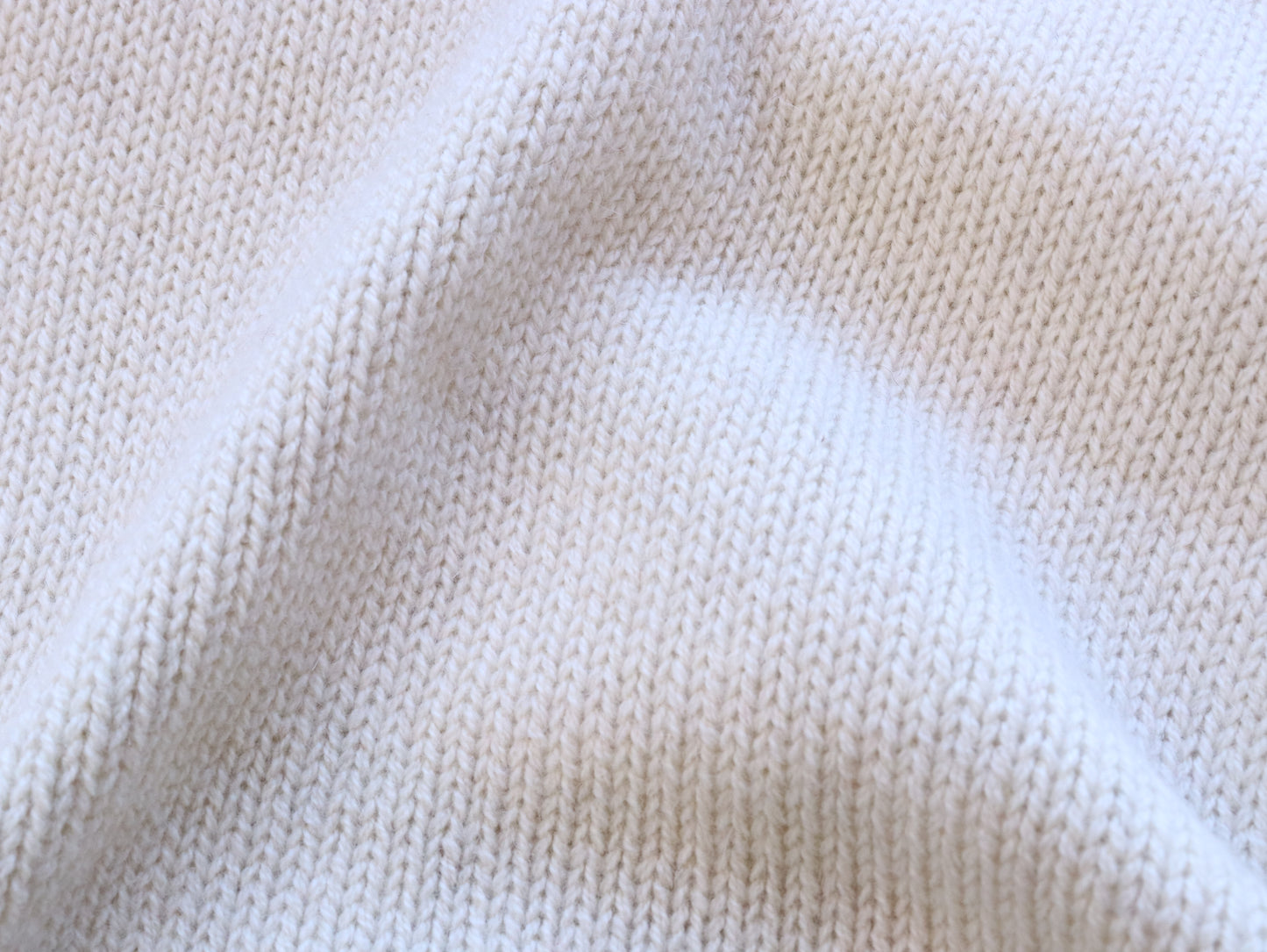 【NEW】モンゴルウール ショート丈カーディガン