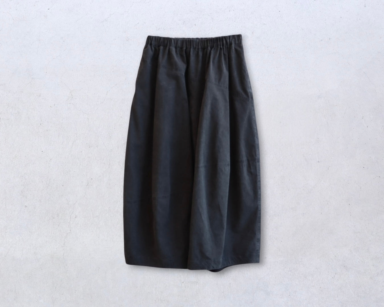 綿ピンストライプ キュービックパンツ