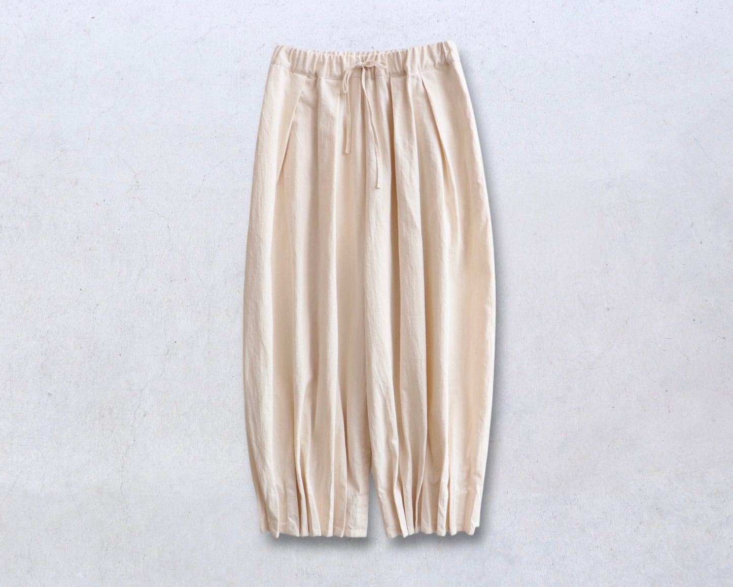 ジンバブエコットン プリーツパンツ
