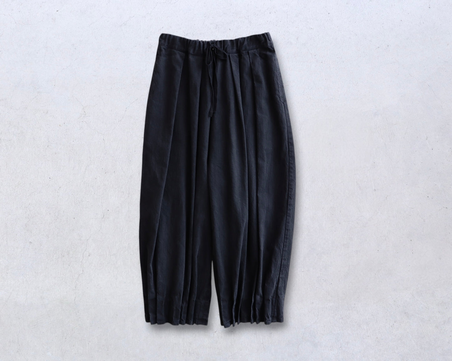 ジンバブエコットン プリーツパンツ