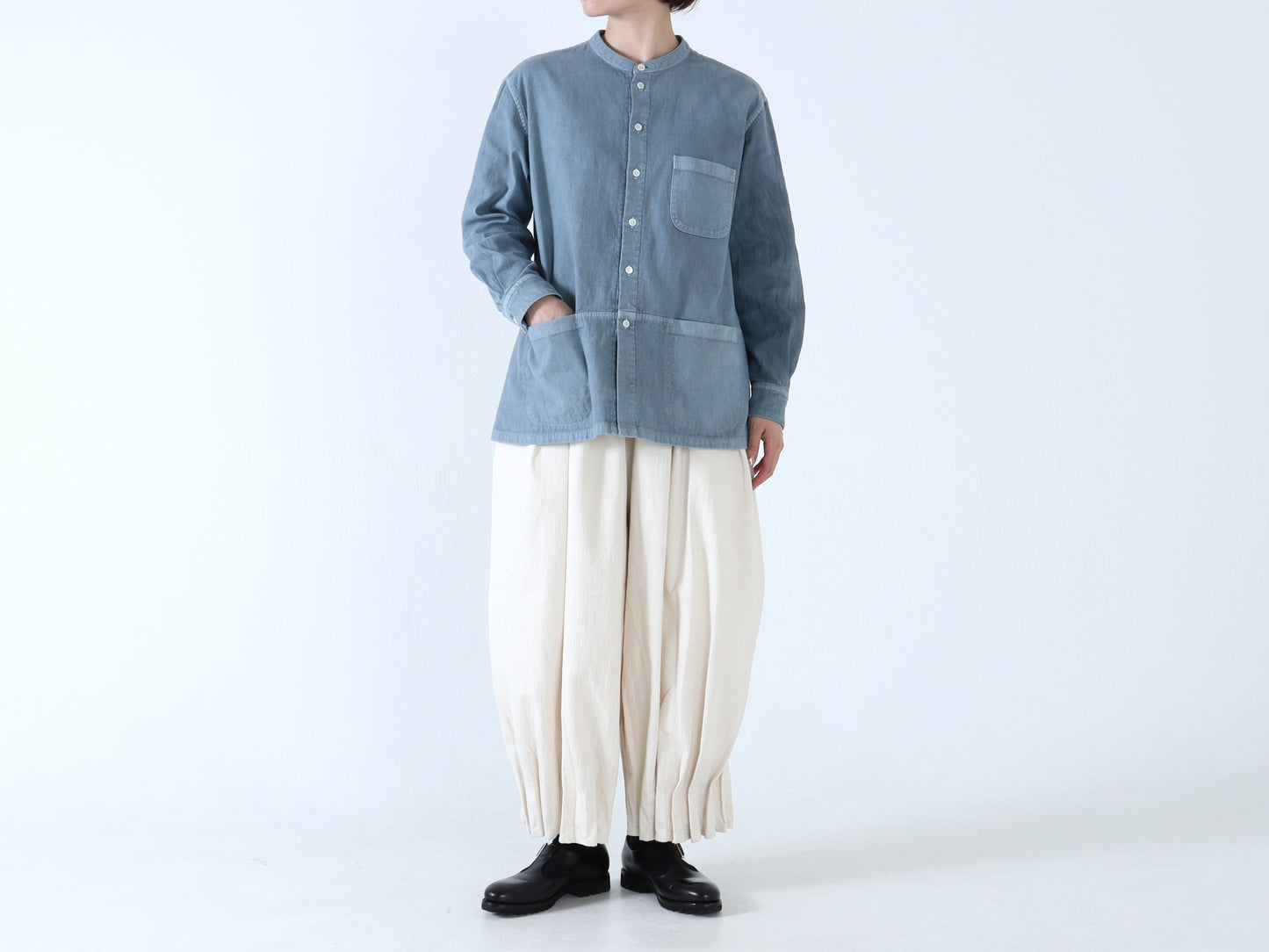 ジンバブエコットン プリーツパンツ