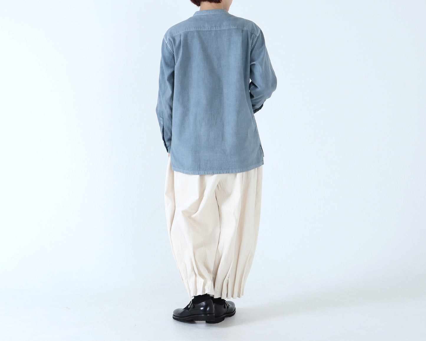 ジンバブエコットン プリーツパンツ