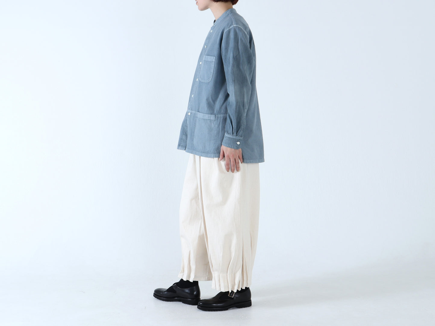 ジンバブエコットン プリーツパンツ