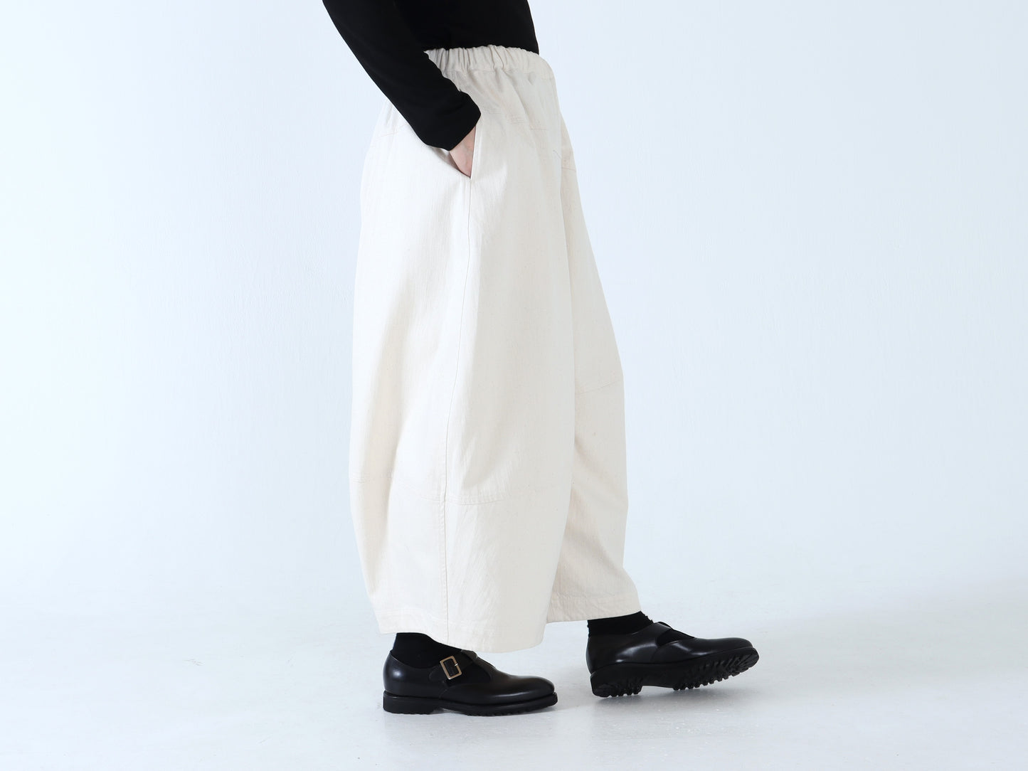 【NEW】ジンバブエコットン キュービックパンツ