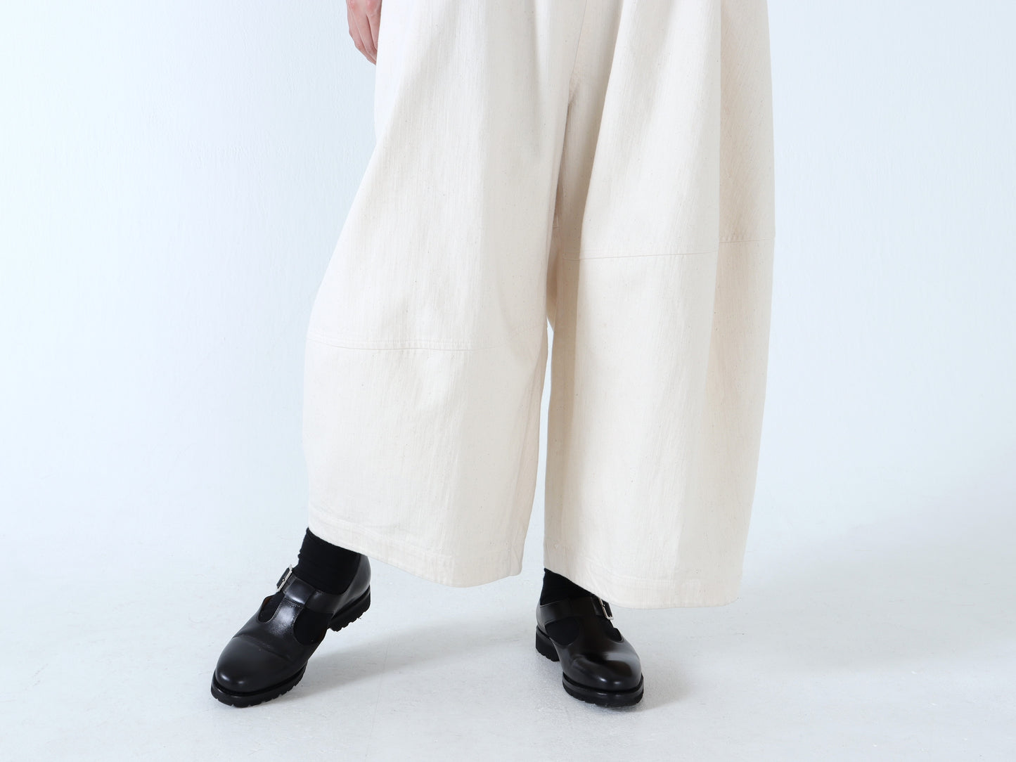 【NEW】ジンバブエコットン キュービックパンツ