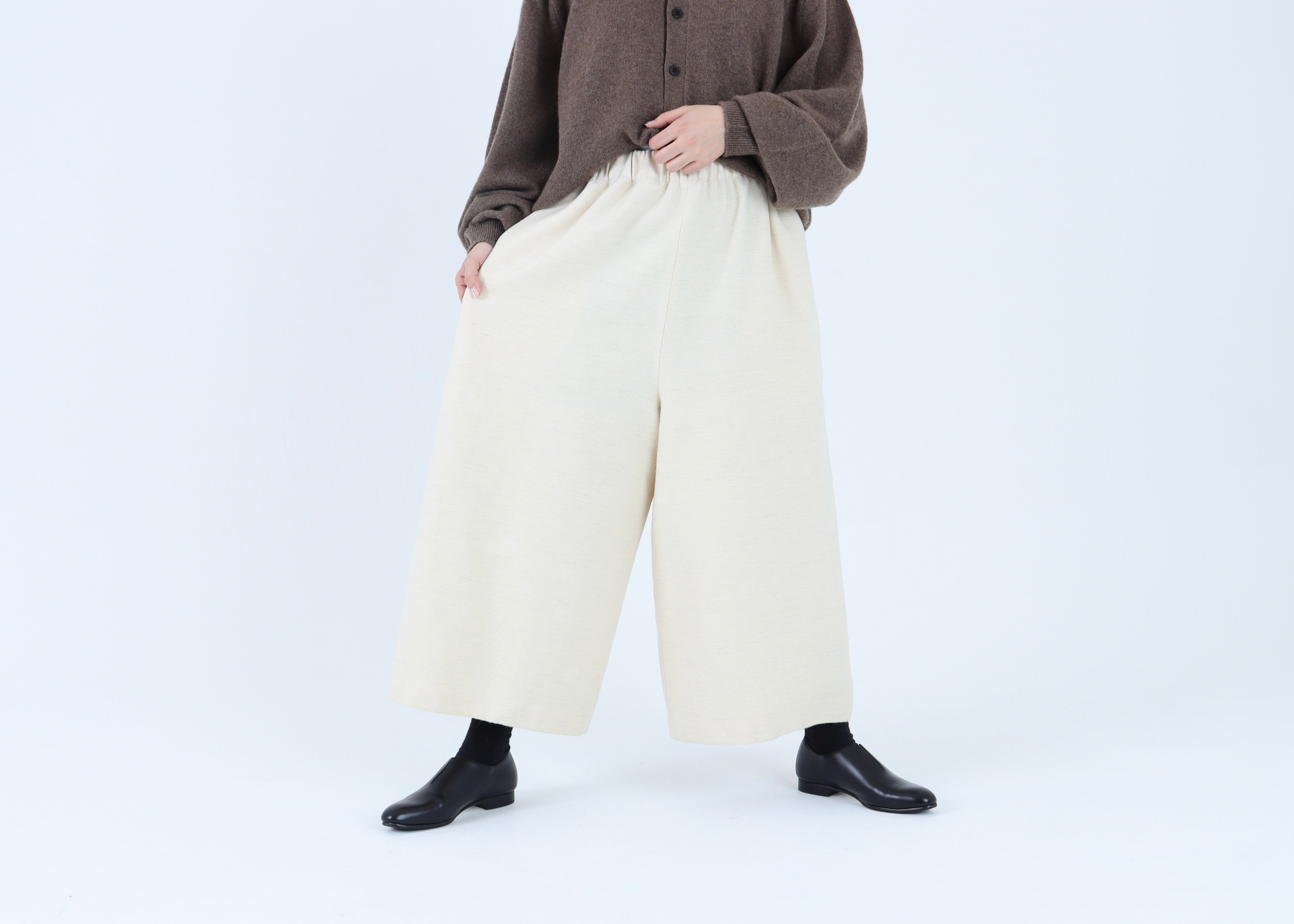 極美品 CLASS クラス 立体裁断 コットンパンツ CCCS08UNI 極美品 CLASS クラス 立体裁断 コットンパンツ CCCS08UNI