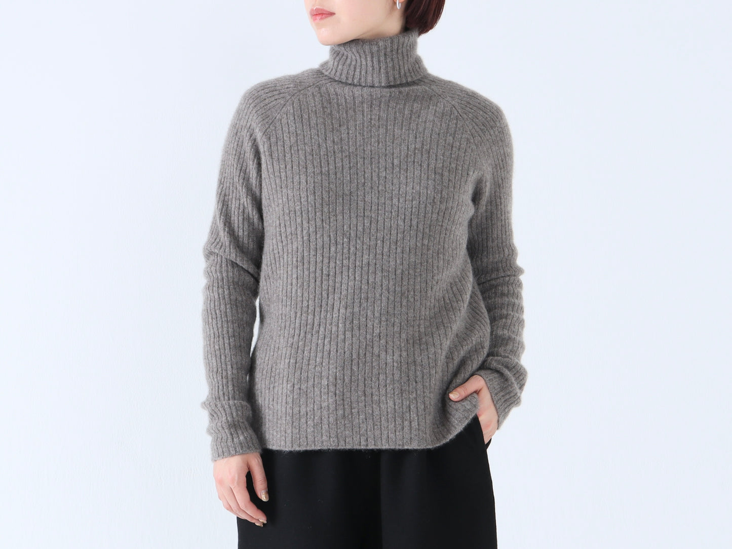 ヤク リブタートルネックセーター