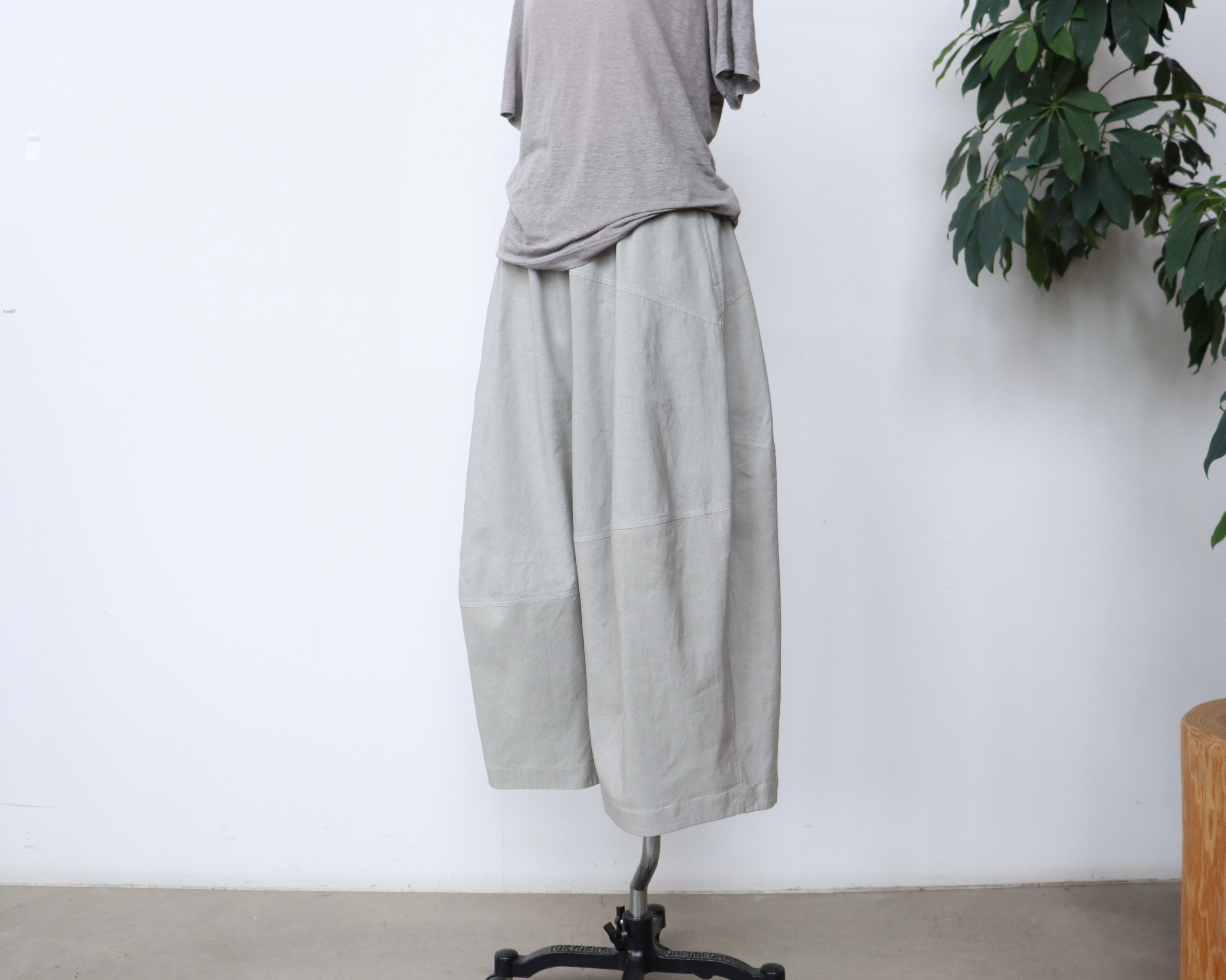 Pants / パンツ – factory