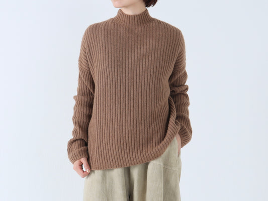 【NEW】ベビーキャメル リブハイネックセーター