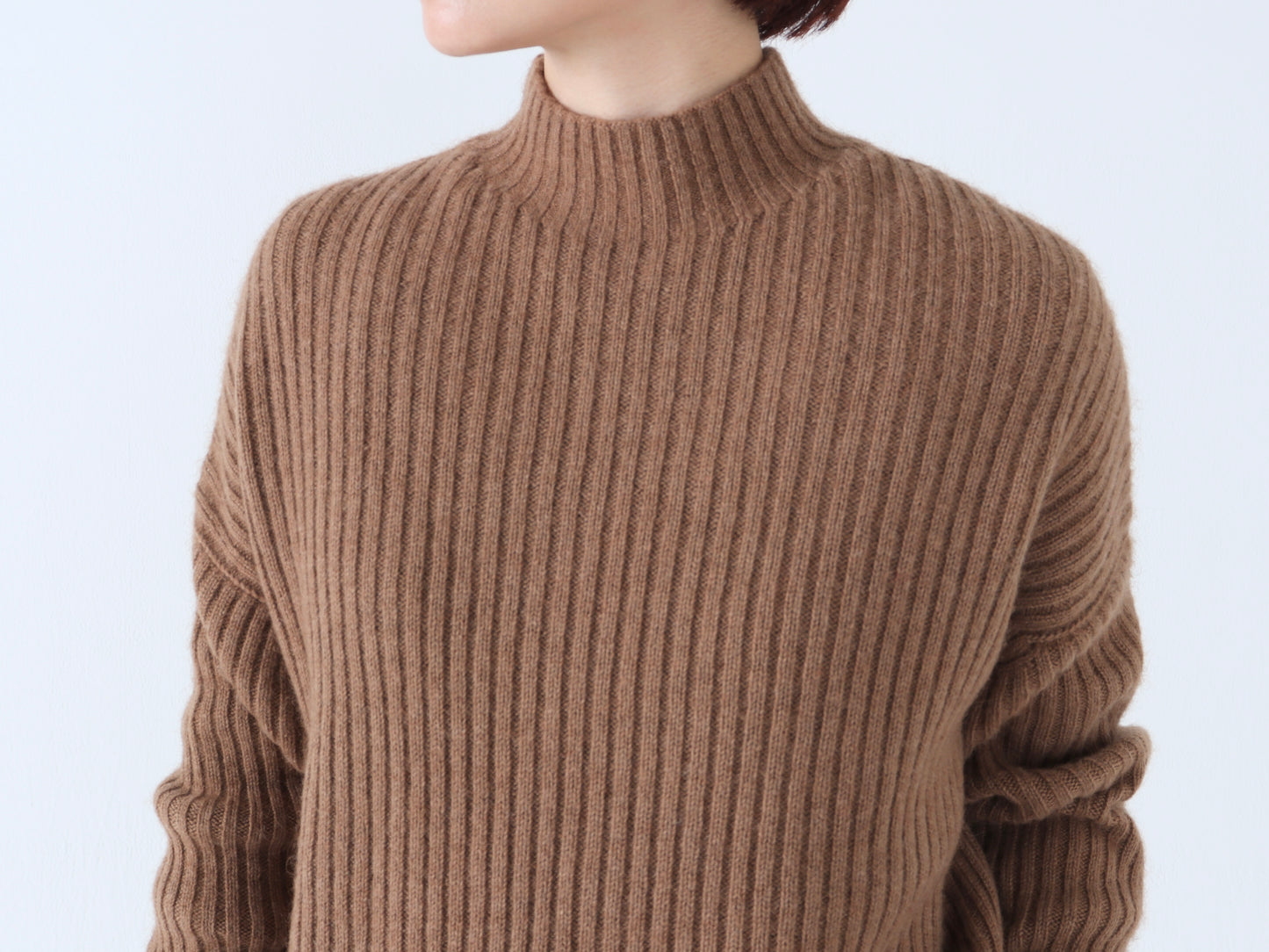 【NEW】ベビーキャメル リブハイネックセーター