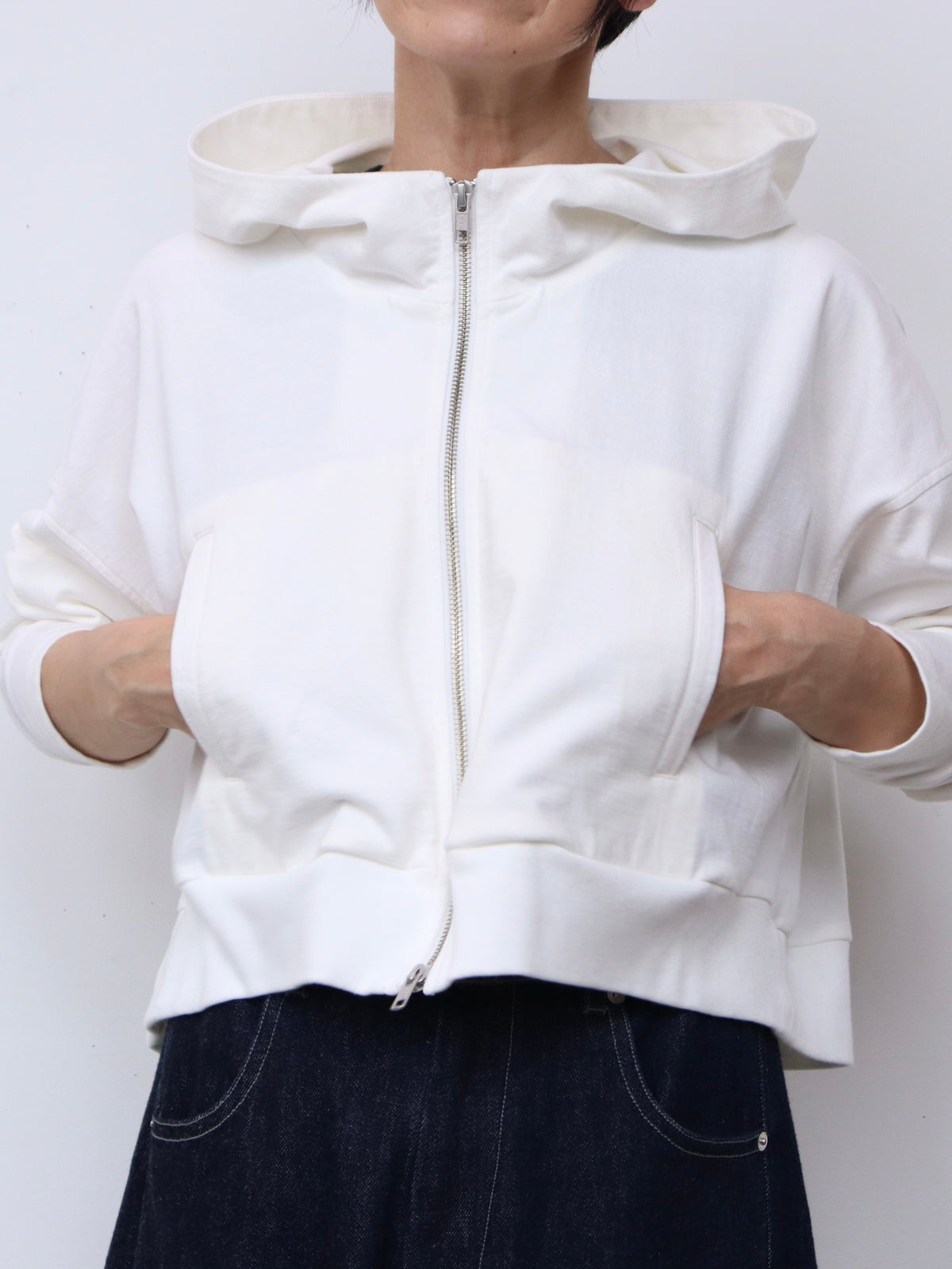 【NEW】綿カットソー ショートパーカー