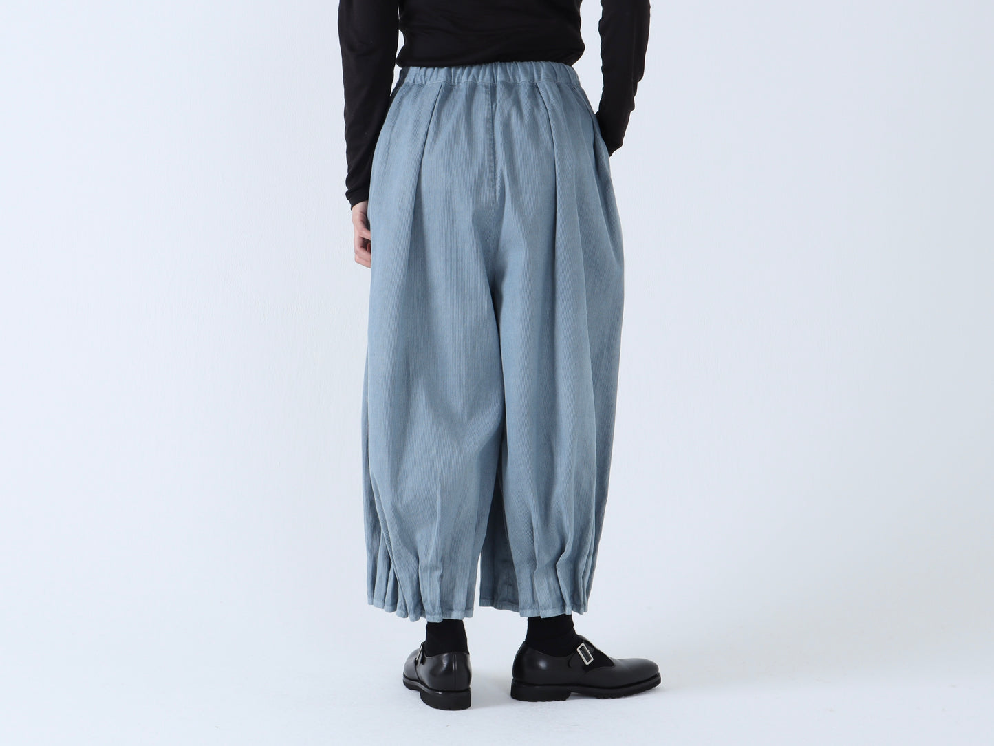 綿刺し子 プリーツパンツ