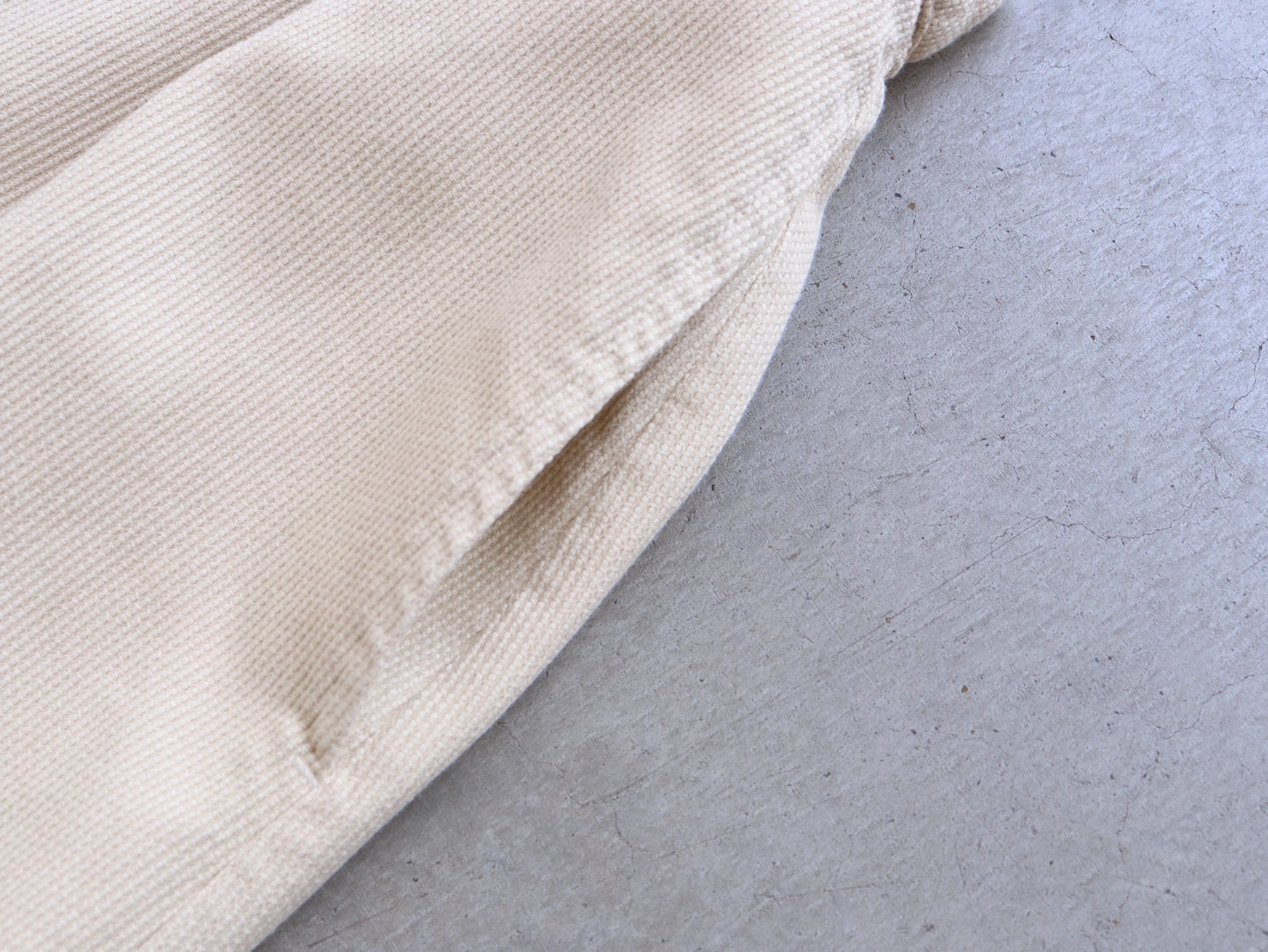 綿刺し子 プリーツパンツ