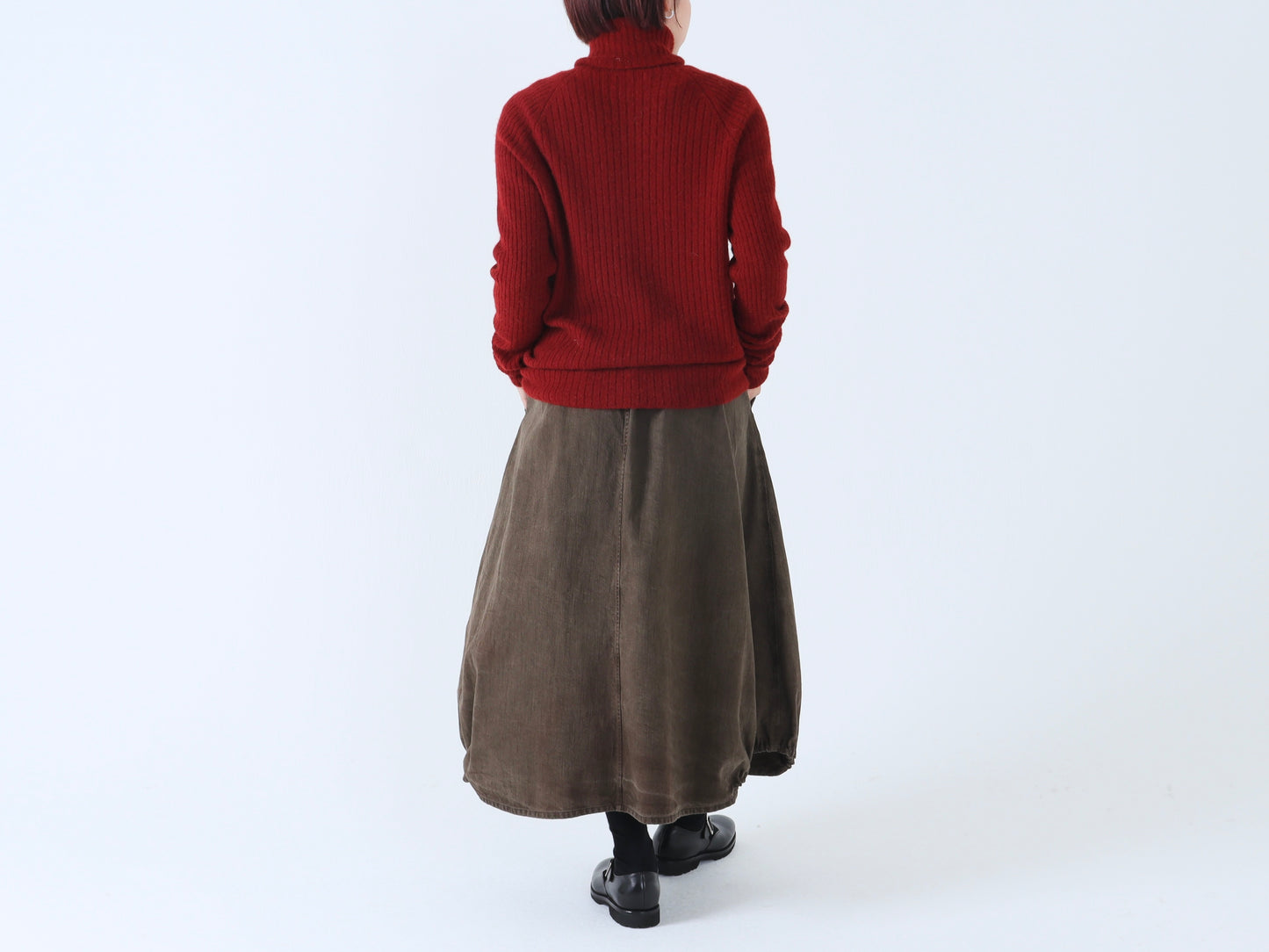 ベビーキャメル リブタートルネックセーター