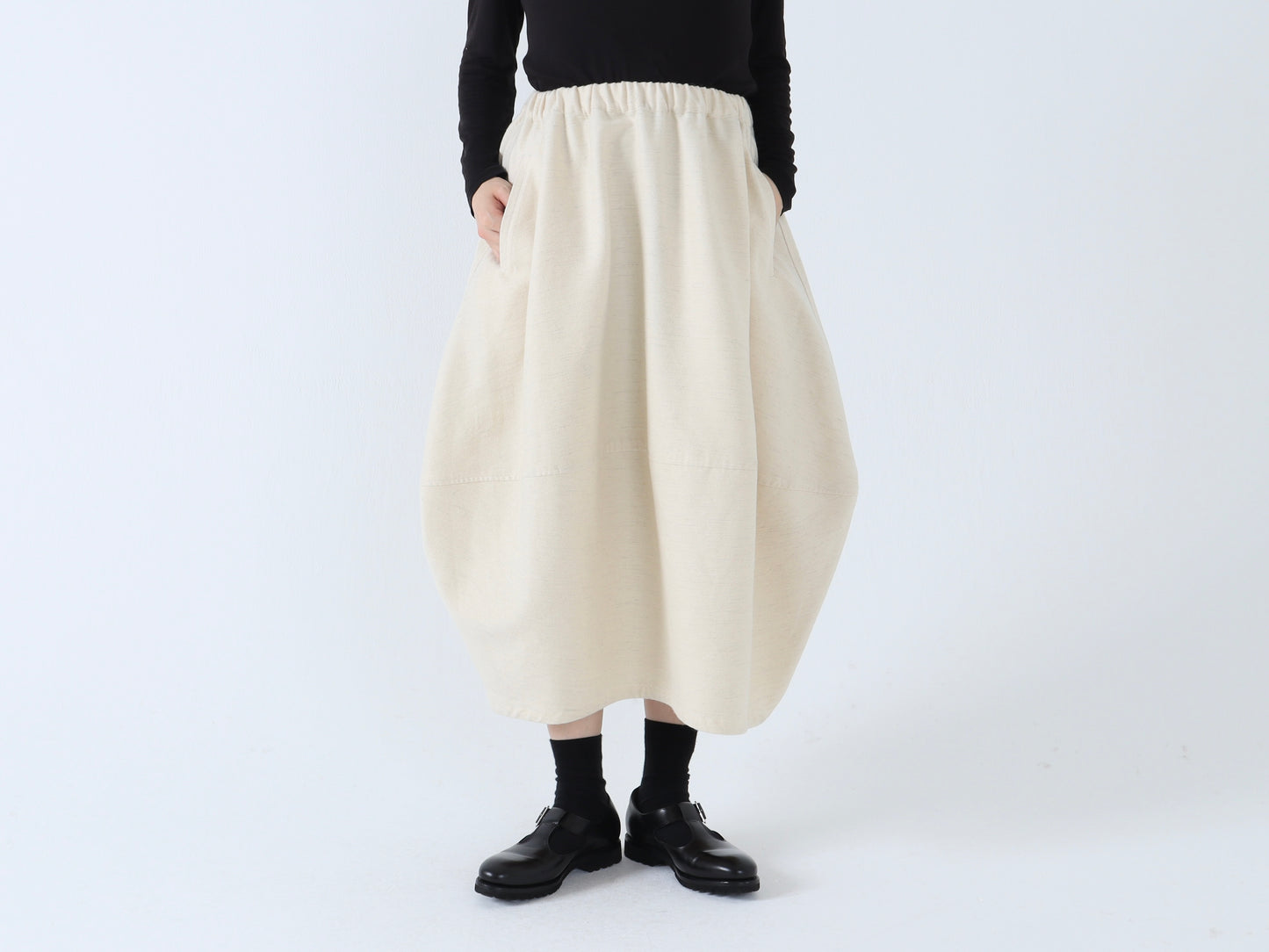 【NEW】綿ウール朱子織 バルーンスカート
