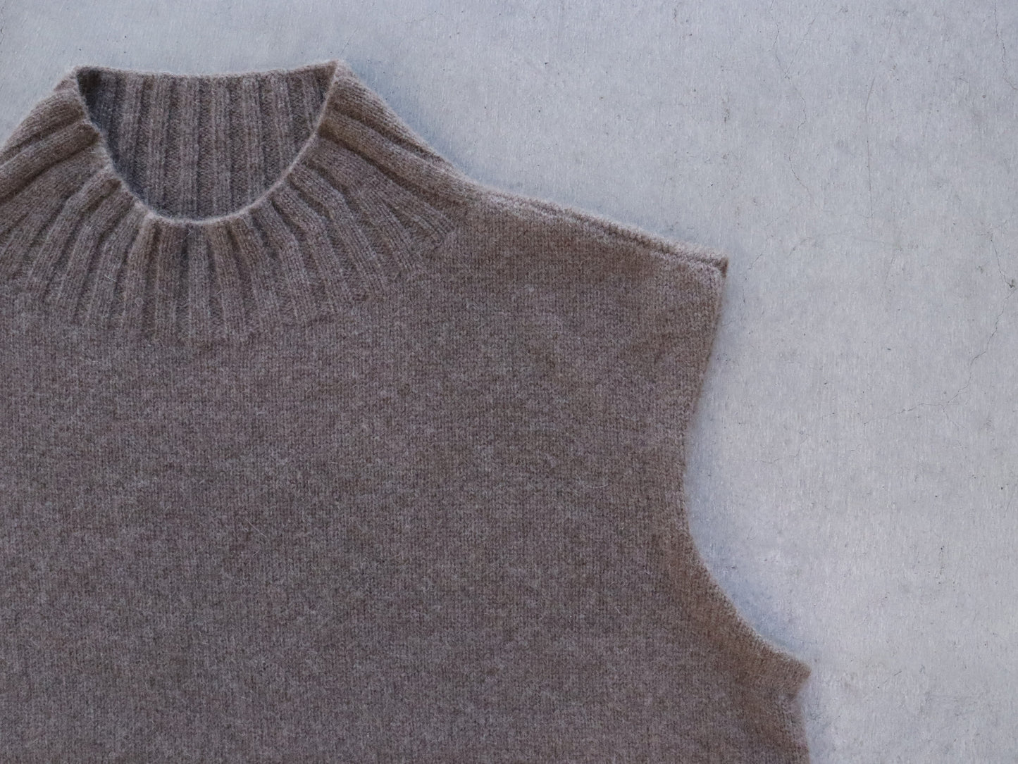 ヤク ショート丈ワイドベスト