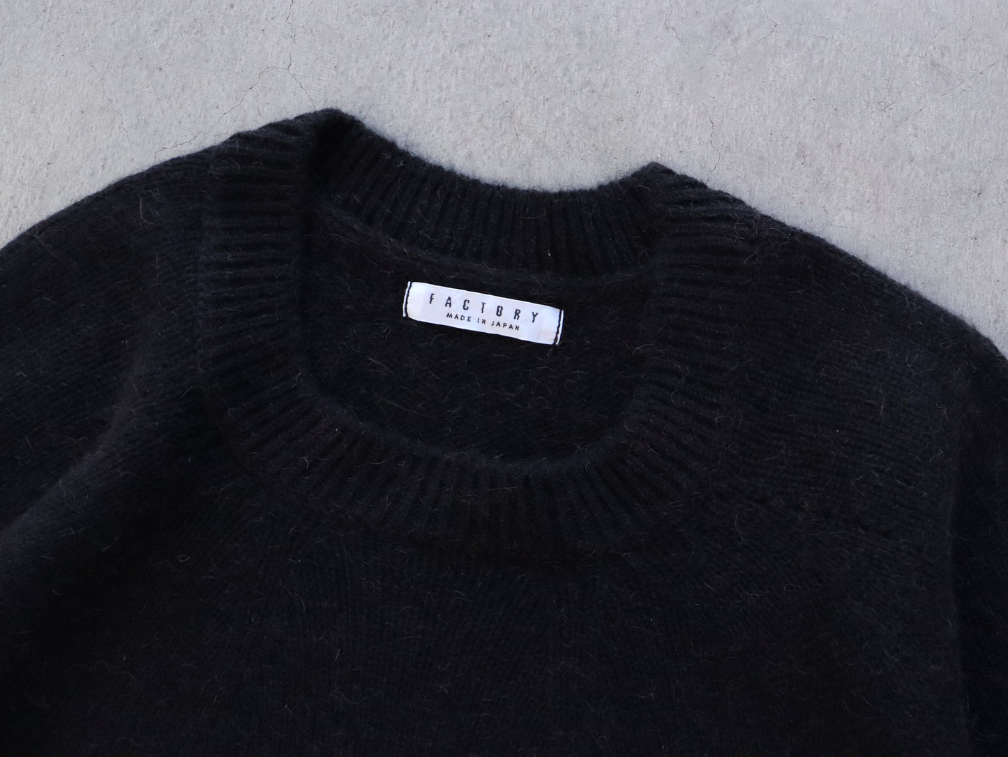 ベビーキャメル カーブセーター