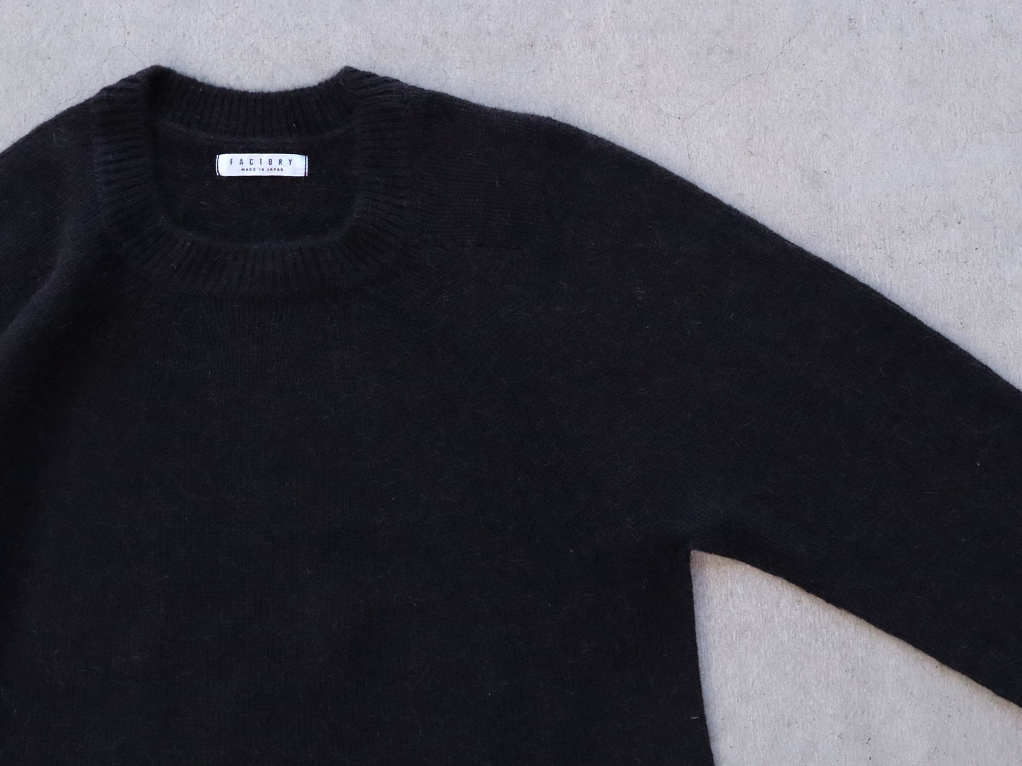 ベビーキャメル カーブセーター