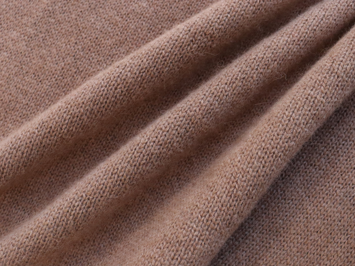 ベビーキャメル カーブセーター