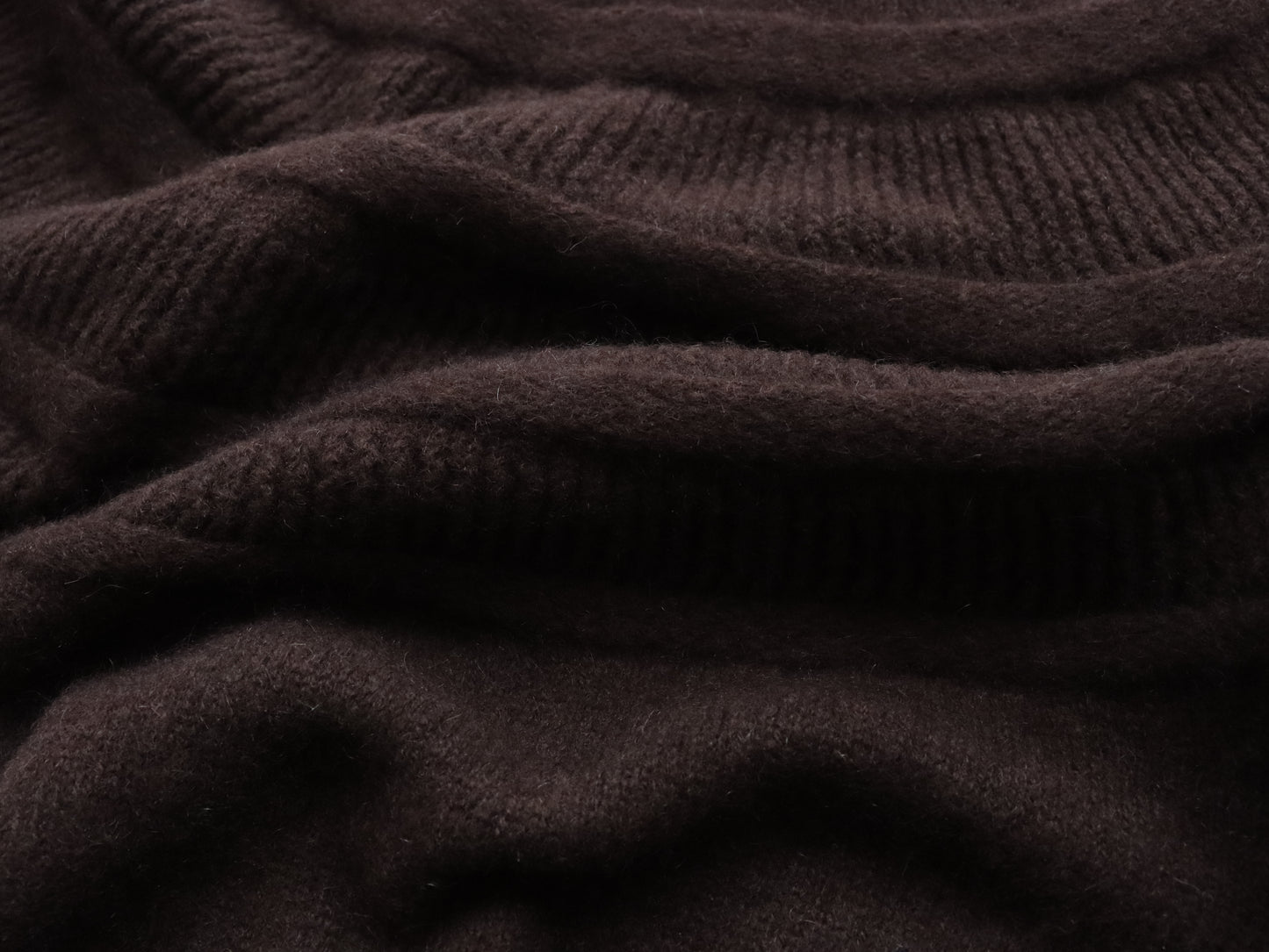 【NEW】ヤク レース柄オフタートルセーター　　