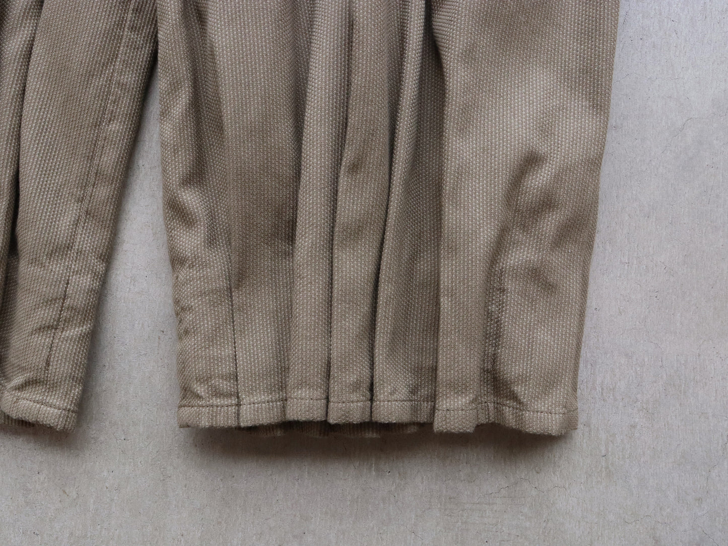 綿刺し子 プリーツパンツ