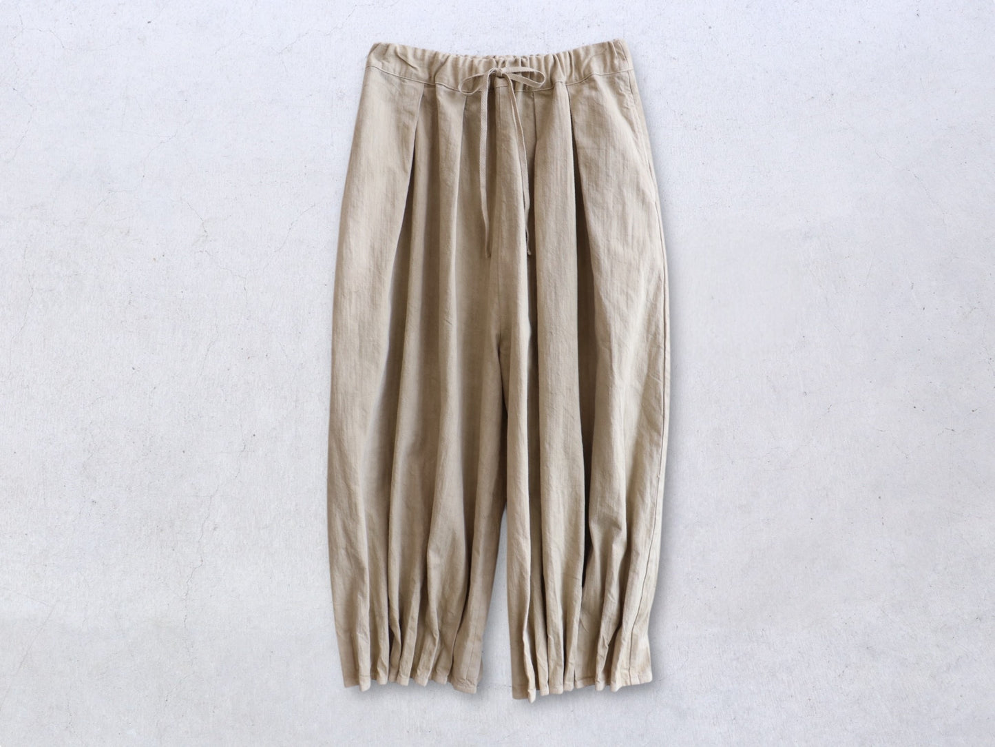 ジンバブエコットン プリーツパンツ