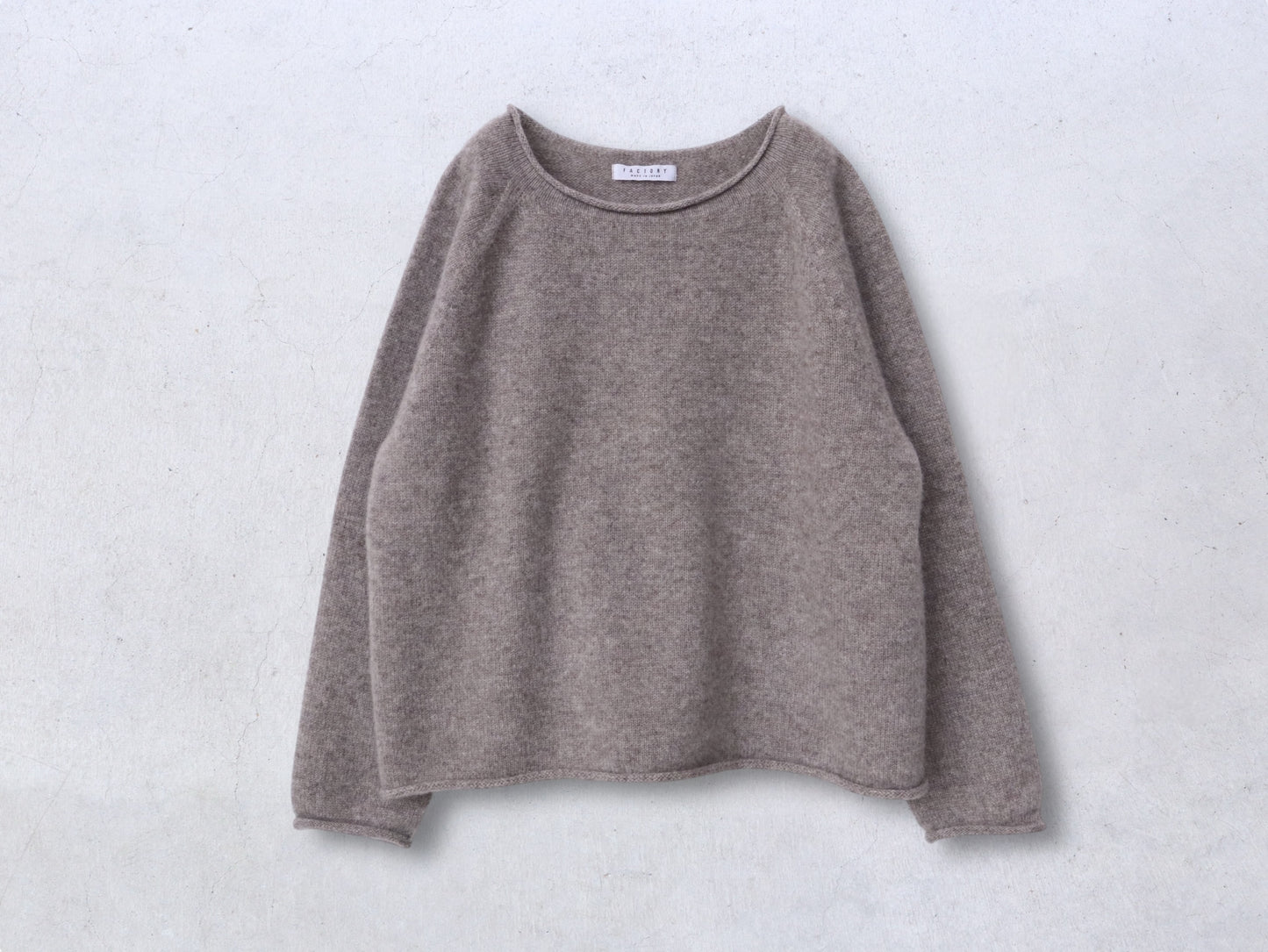 ヤク ロールネックセーター