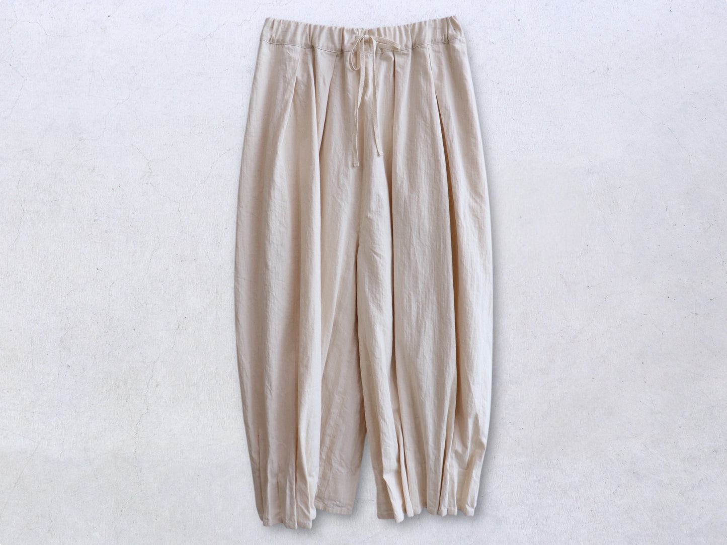 ジンバブエコットン プリーツパンツ