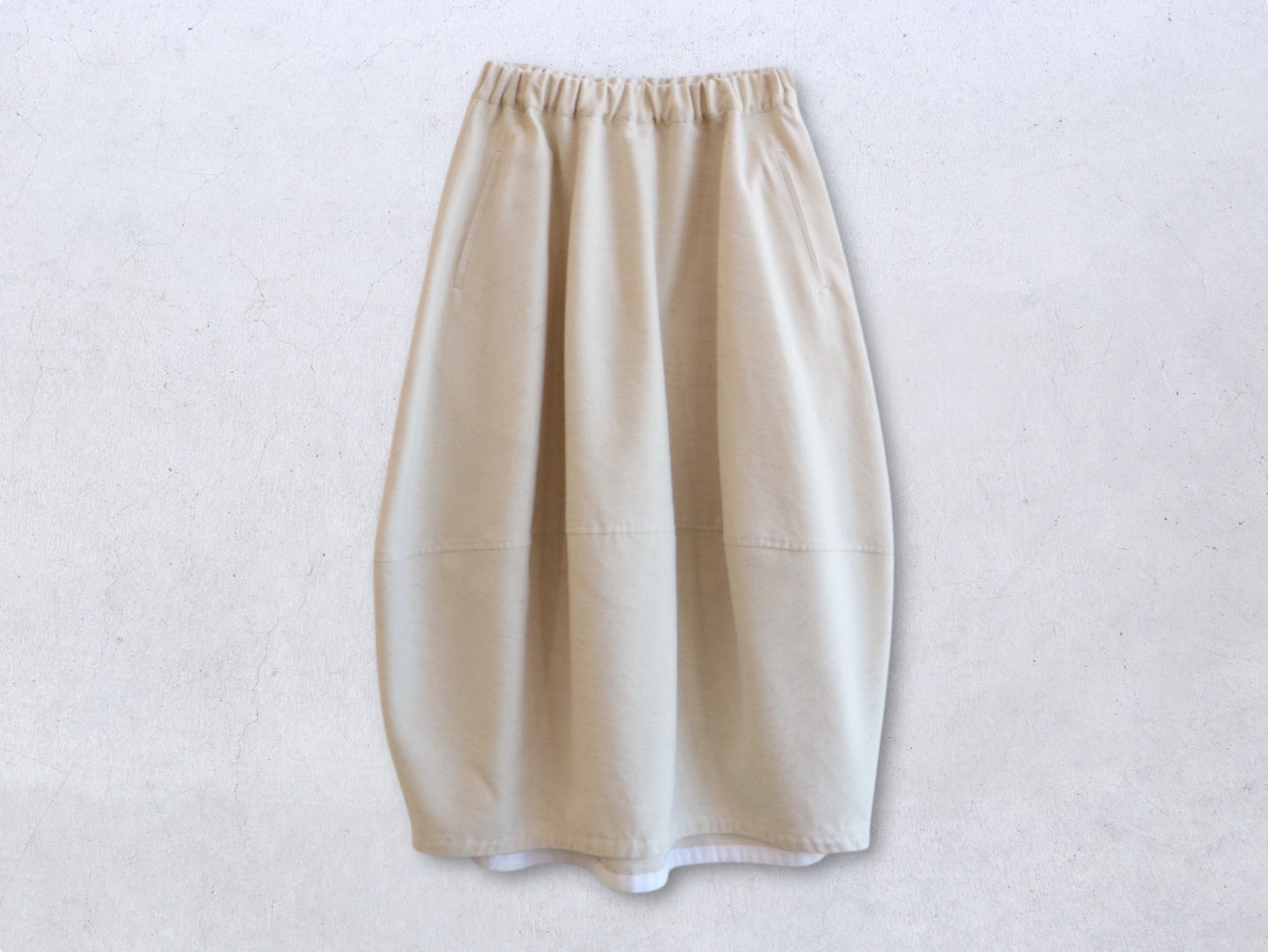 【NEW】綿ウール朱子織 バルーンスカート