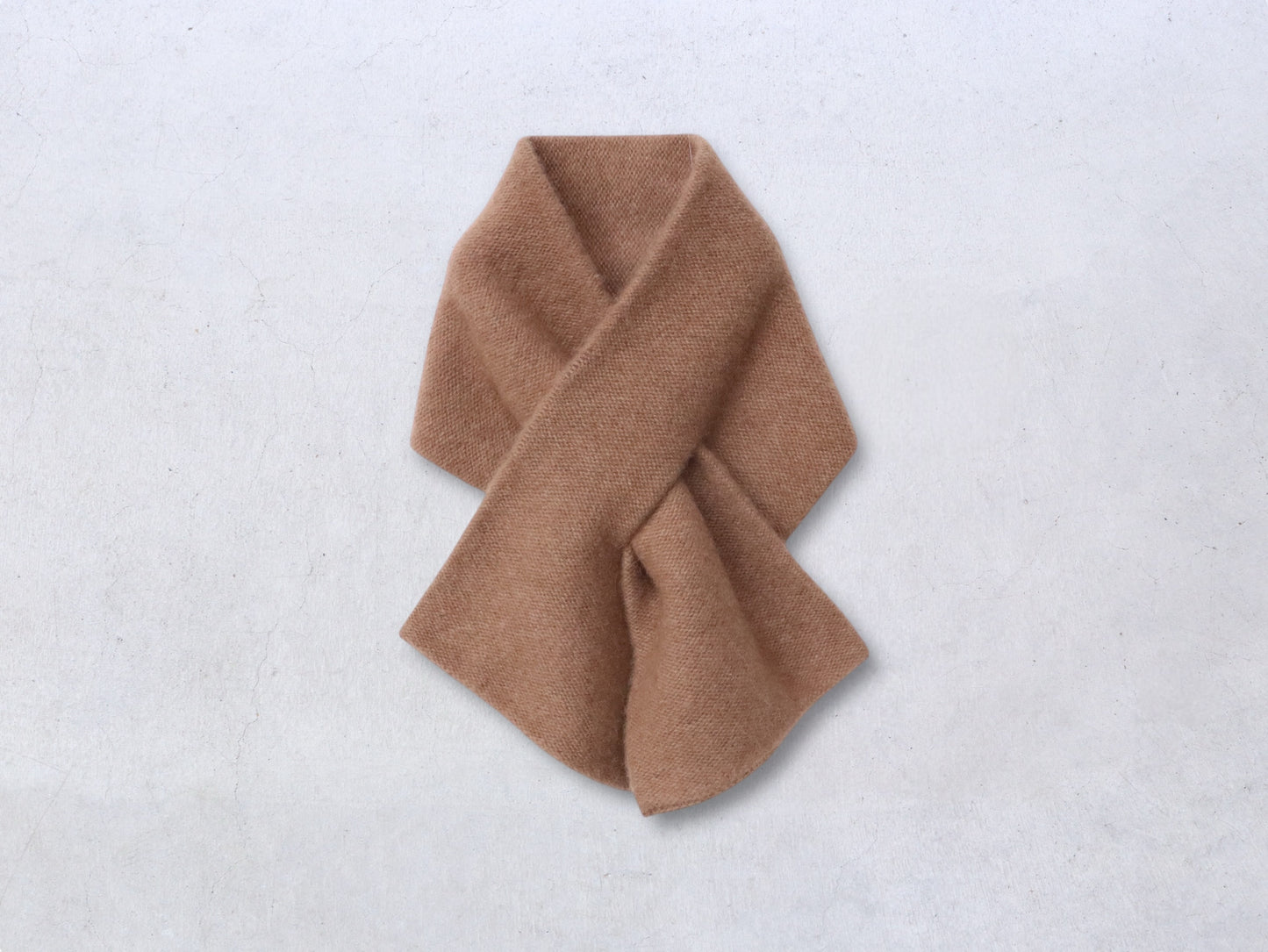 ベビーキャメル ショートマフラー