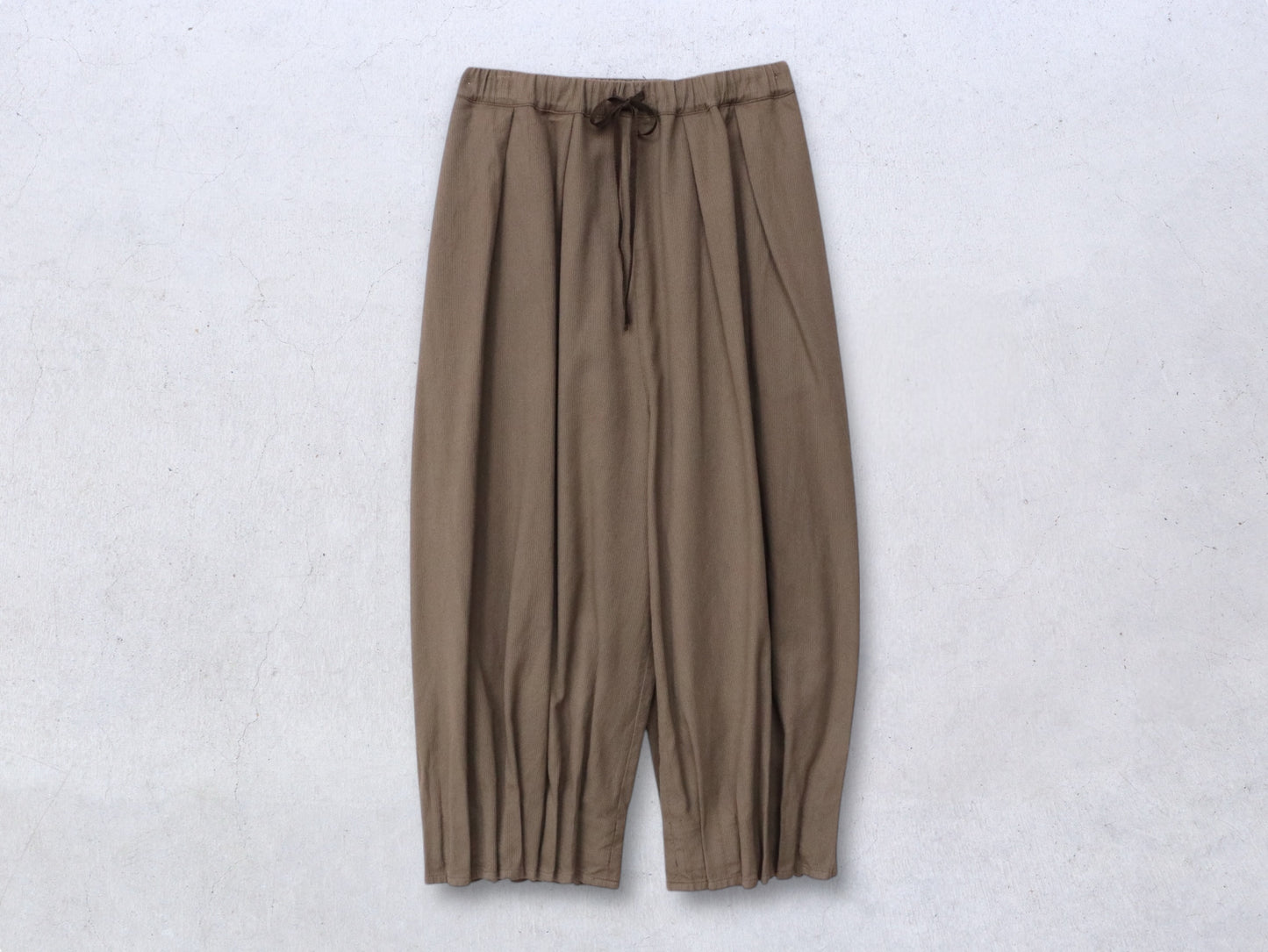 綿刺し子 プリーツパンツ