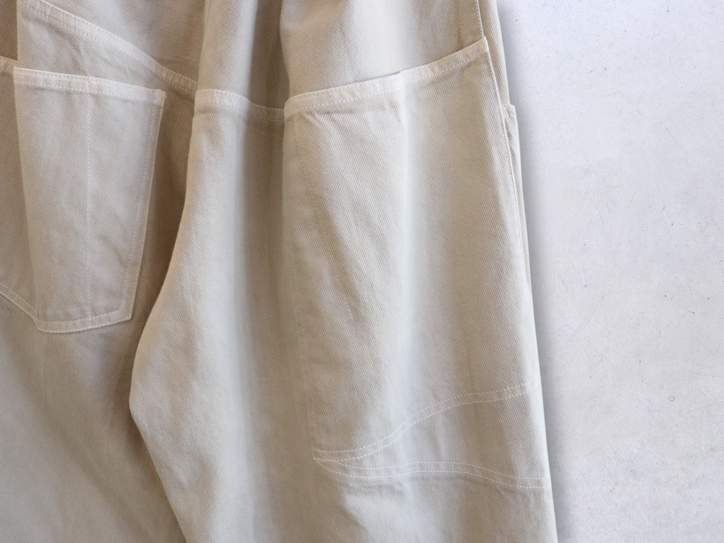 【NEW】綿デニム ロールアップパンツ