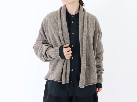 23AW｜K-06｜ヤク ショート丈ローブカーディガン〈COZY〉